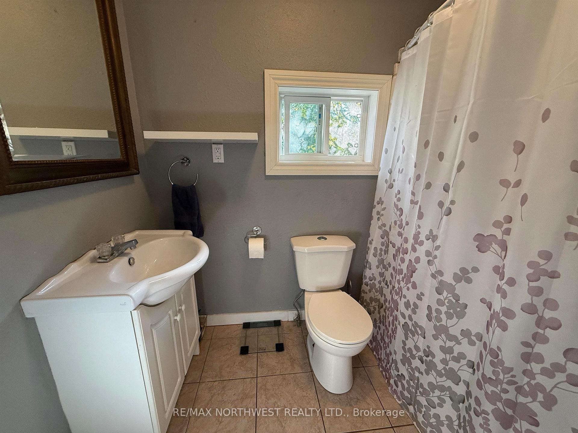 Photo 17 of 55 Norman Drive, Kenora, Norman — HOMEH