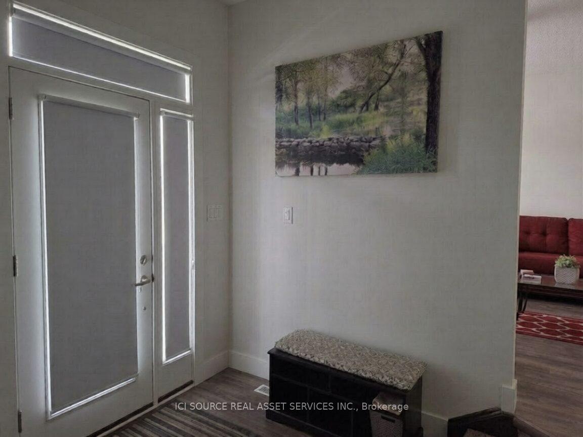 Photo 2 of 20 Helen Court, Central Elgin, Belmont — HOMEH