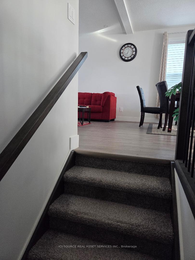 Photo 14 of 20 Helen Court, Central Elgin, Belmont — HOMEH