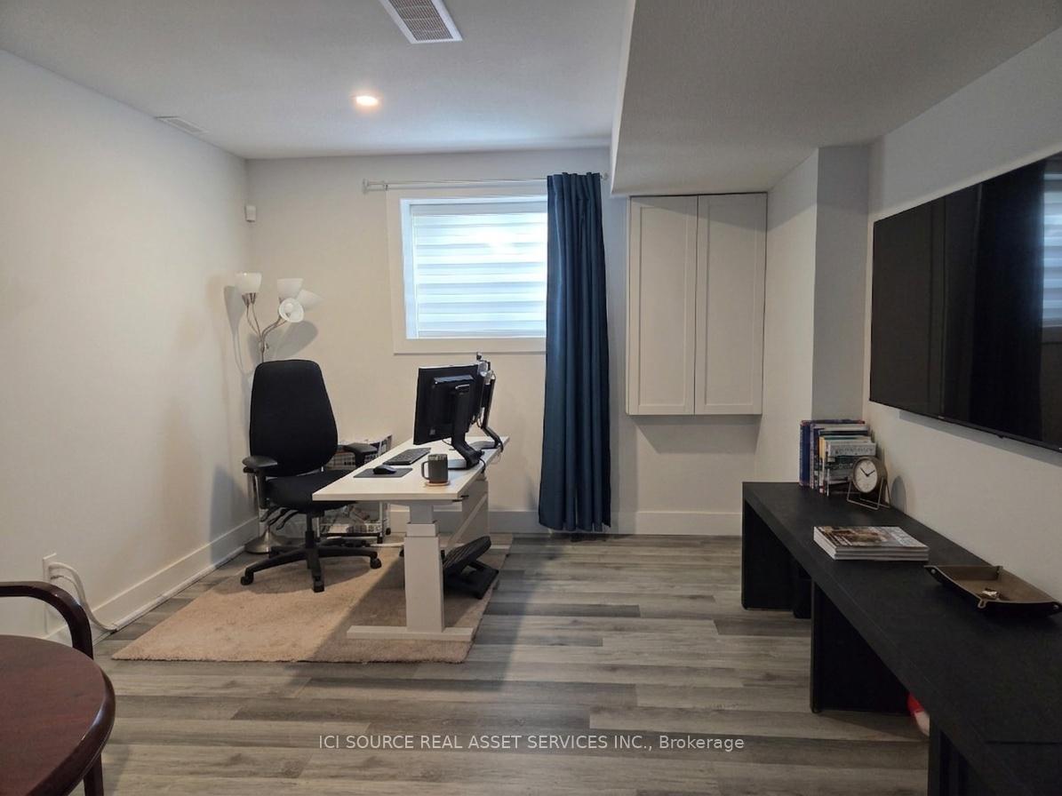 Photo 22 of 20 Helen Court, Central Elgin, Belmont — HOMEH