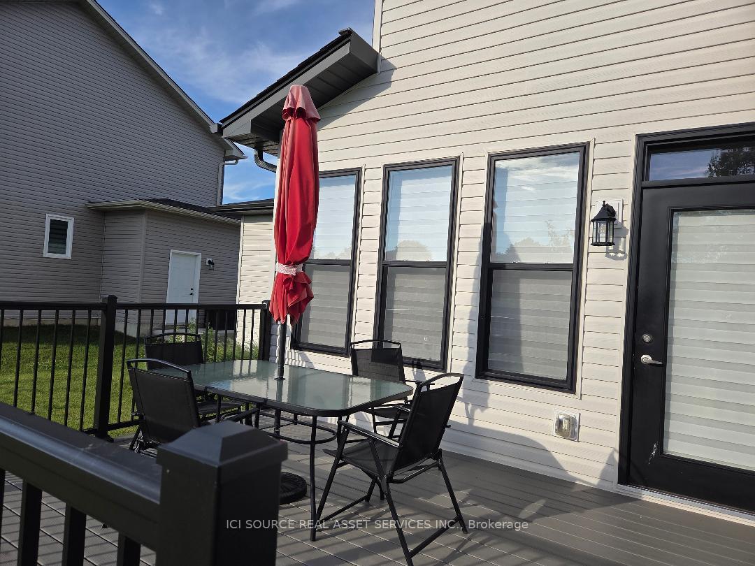 Photo 24 of 20 Helen Court, Central Elgin, Belmont — HOMEH