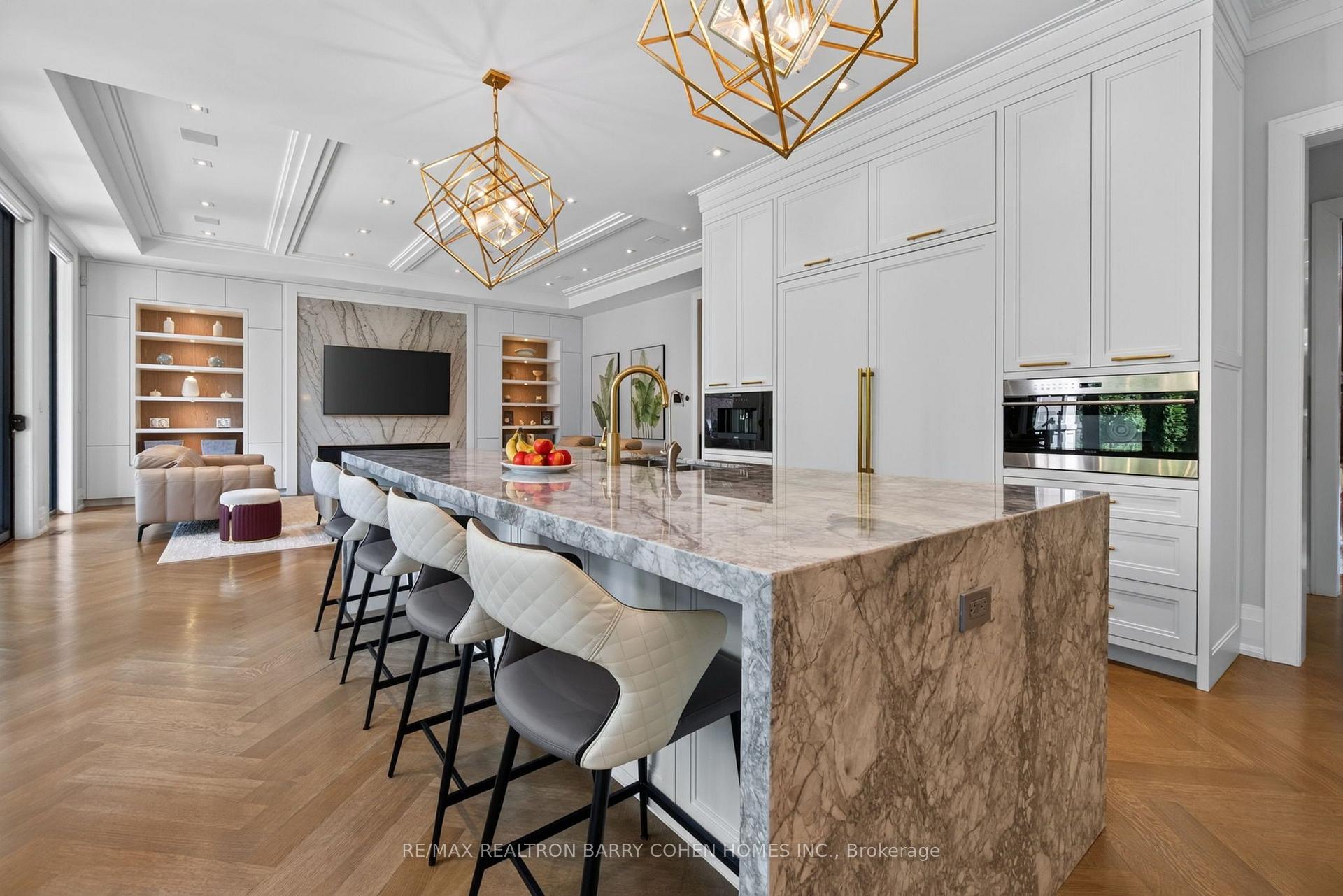 Photo 16 of 154 Yonge Boulevard, Toronto, Bedford Park-Nortown — HOMEH