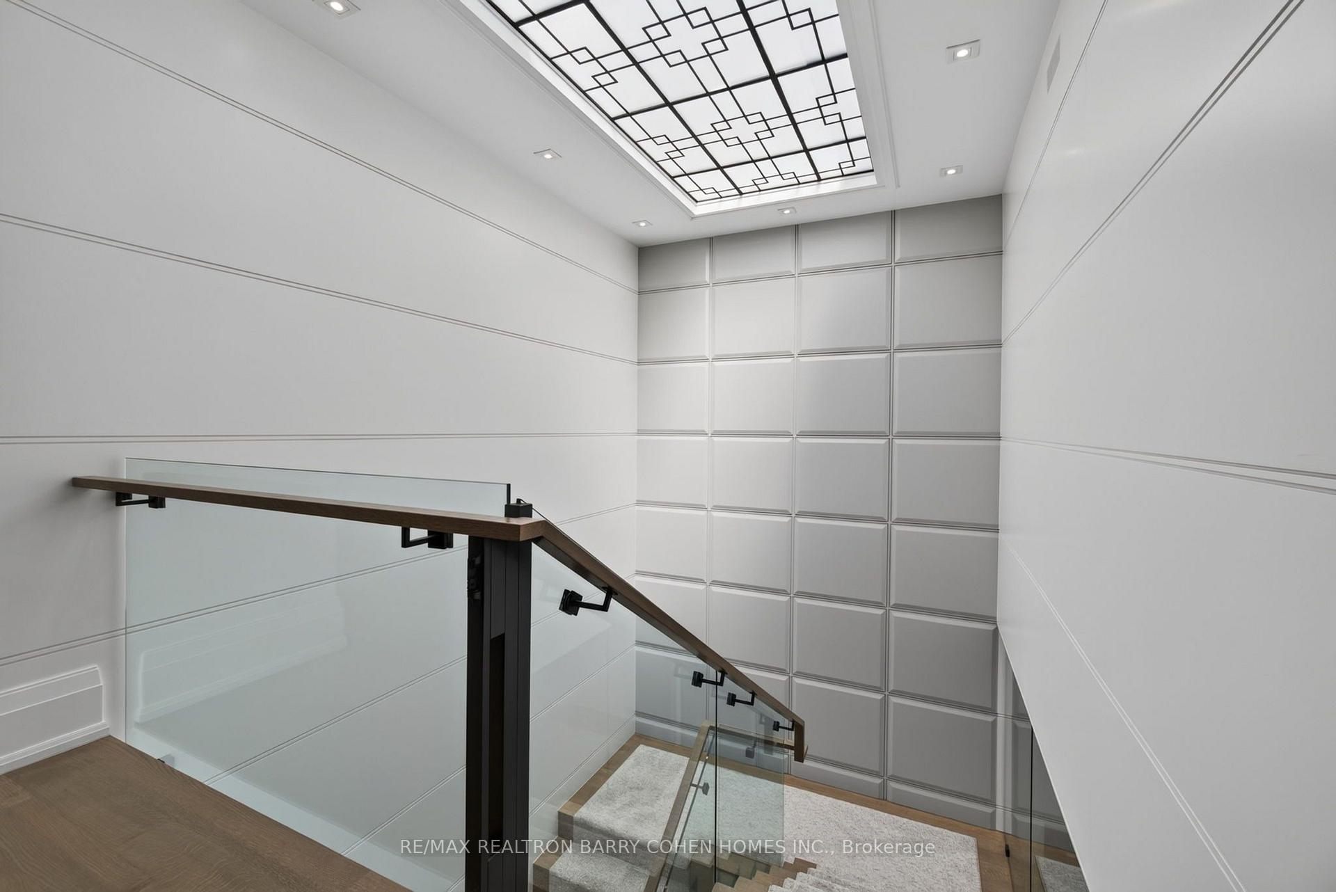 Photo 22 of 154 Yonge Boulevard, Toronto, Bedford Park-Nortown — HOMEH
