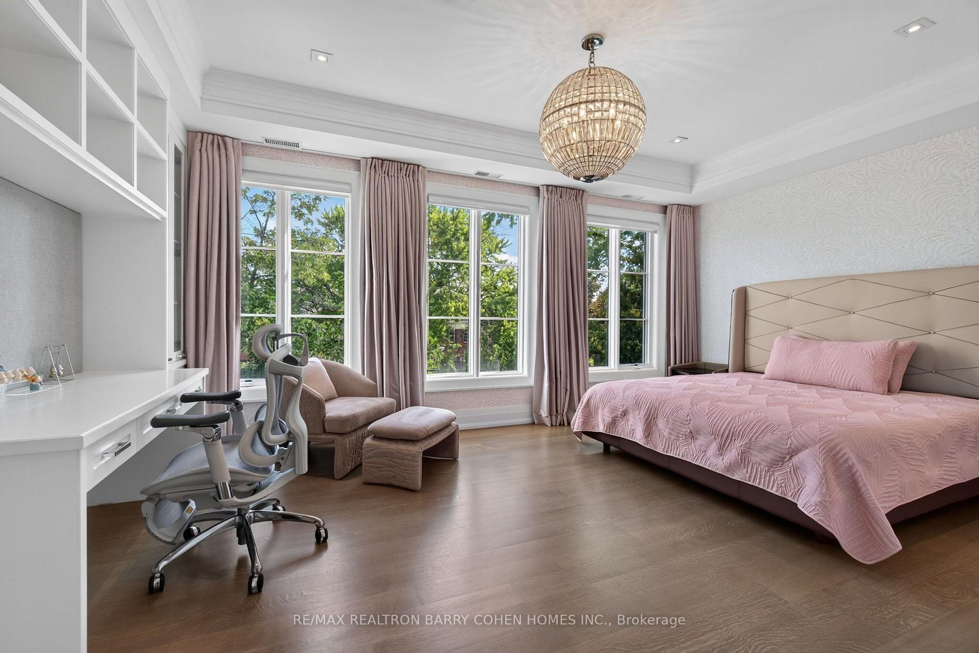Photo 33 of 154 Yonge Boulevard, Toronto, Bedford Park-Nortown — HOMEH