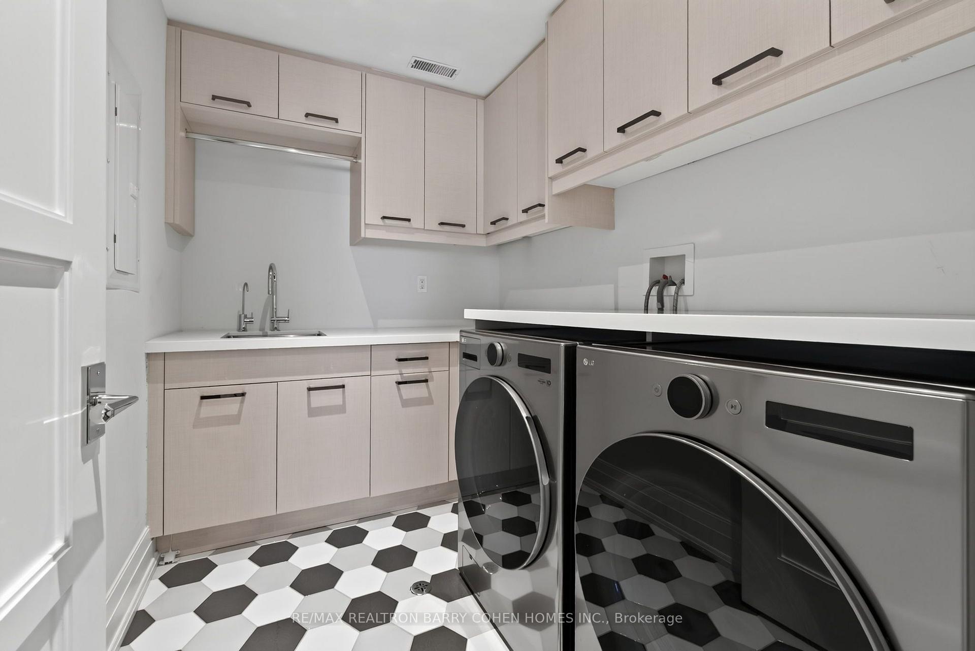 Photo 41 of 154 Yonge Boulevard, Toronto, Bedford Park-Nortown — HOMEH