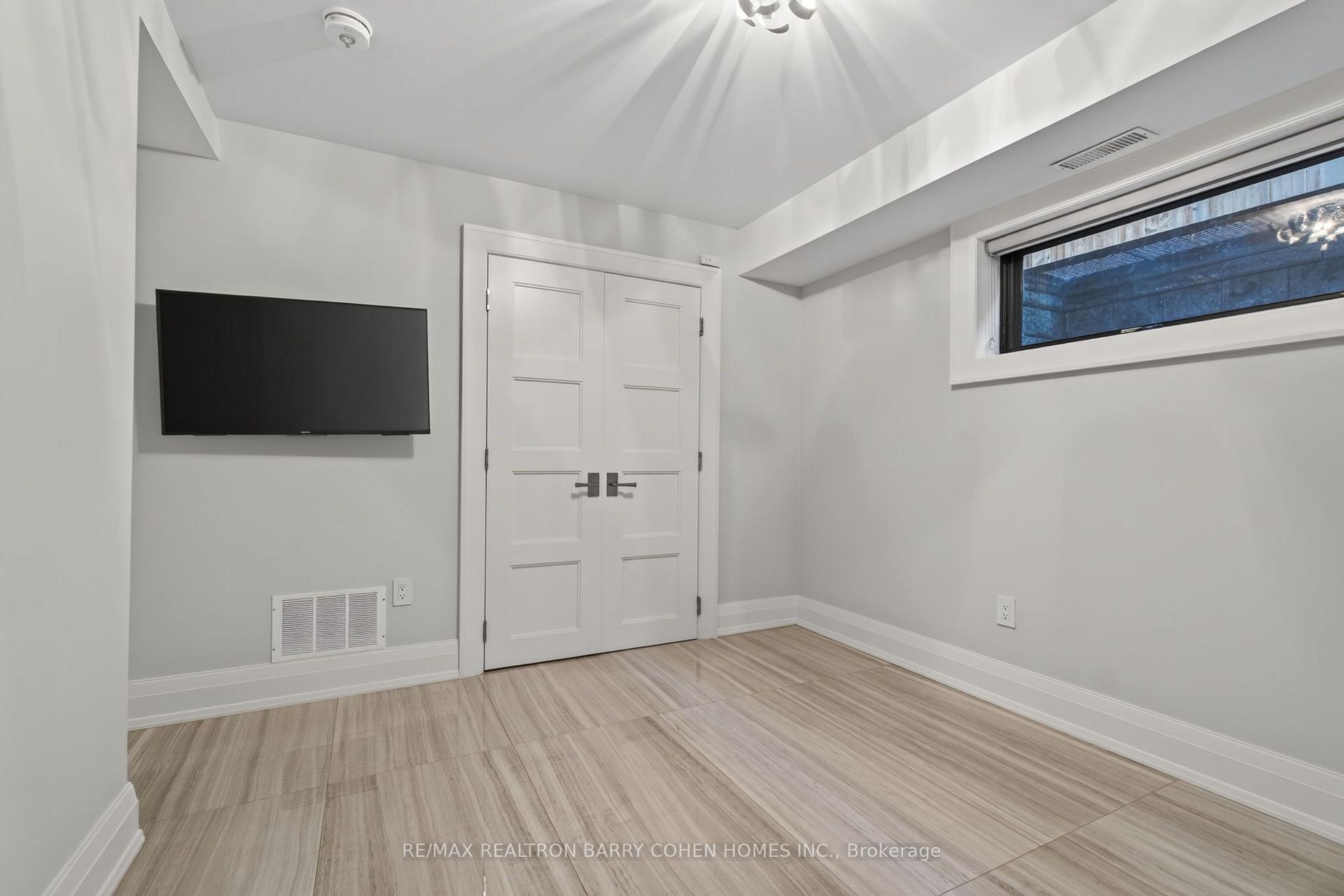 Photo 56 of 154 Yonge Boulevard, Toronto, Bedford Park-Nortown — HOMEH