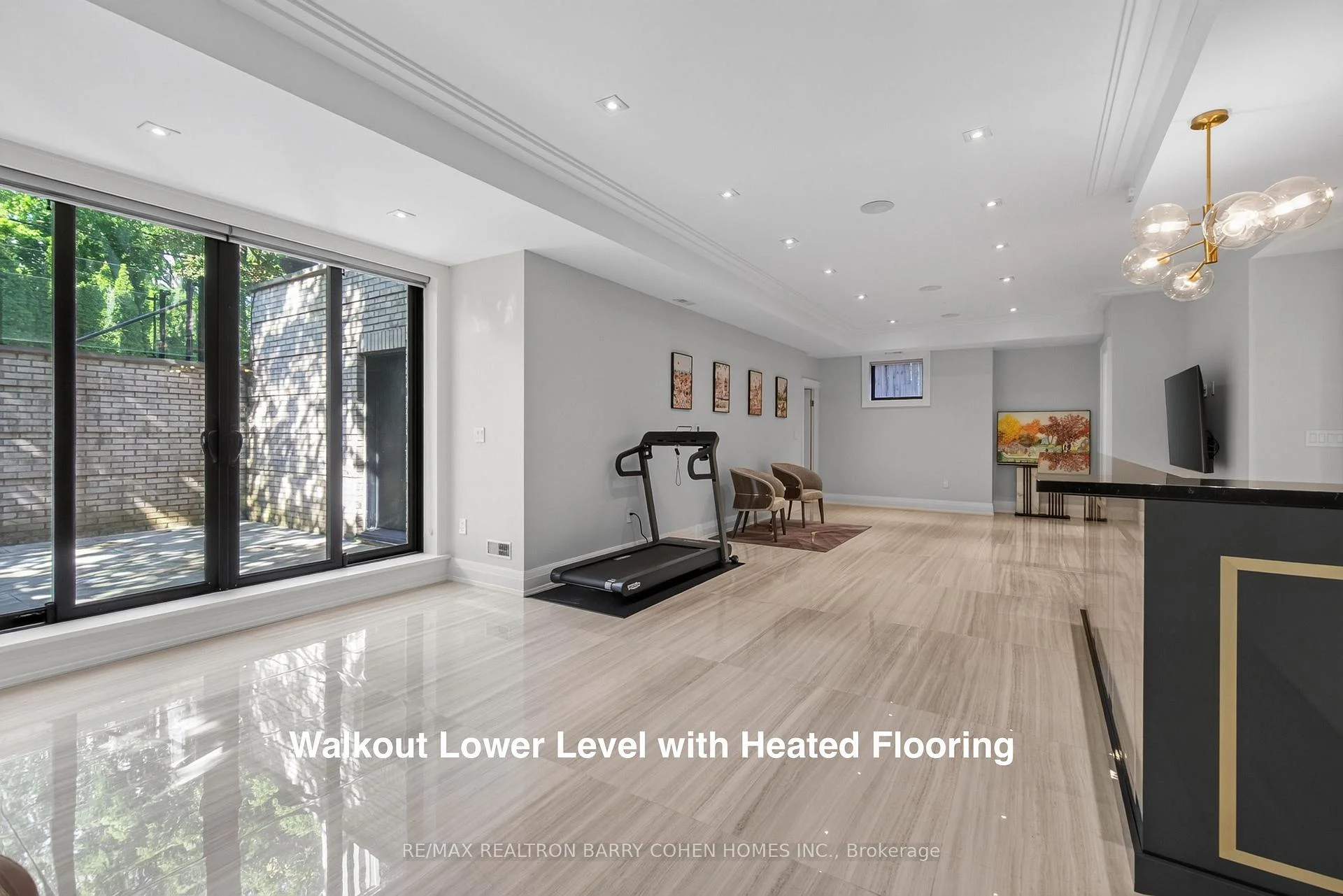Photo 43 of 154 Yonge Boulevard, Toronto, Bedford Park-Nortown — HOMEH