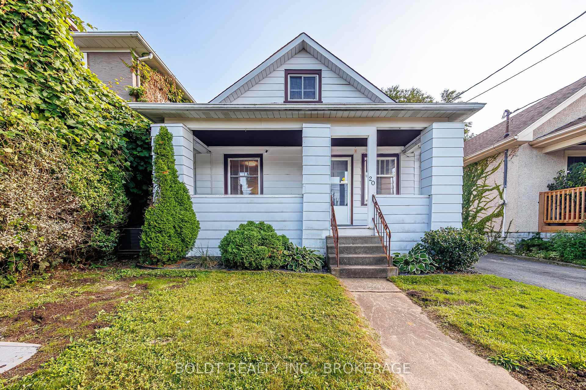 Photo 1 of 20 Stuart Avenue, St. Catharines, Downtown — HOMEH