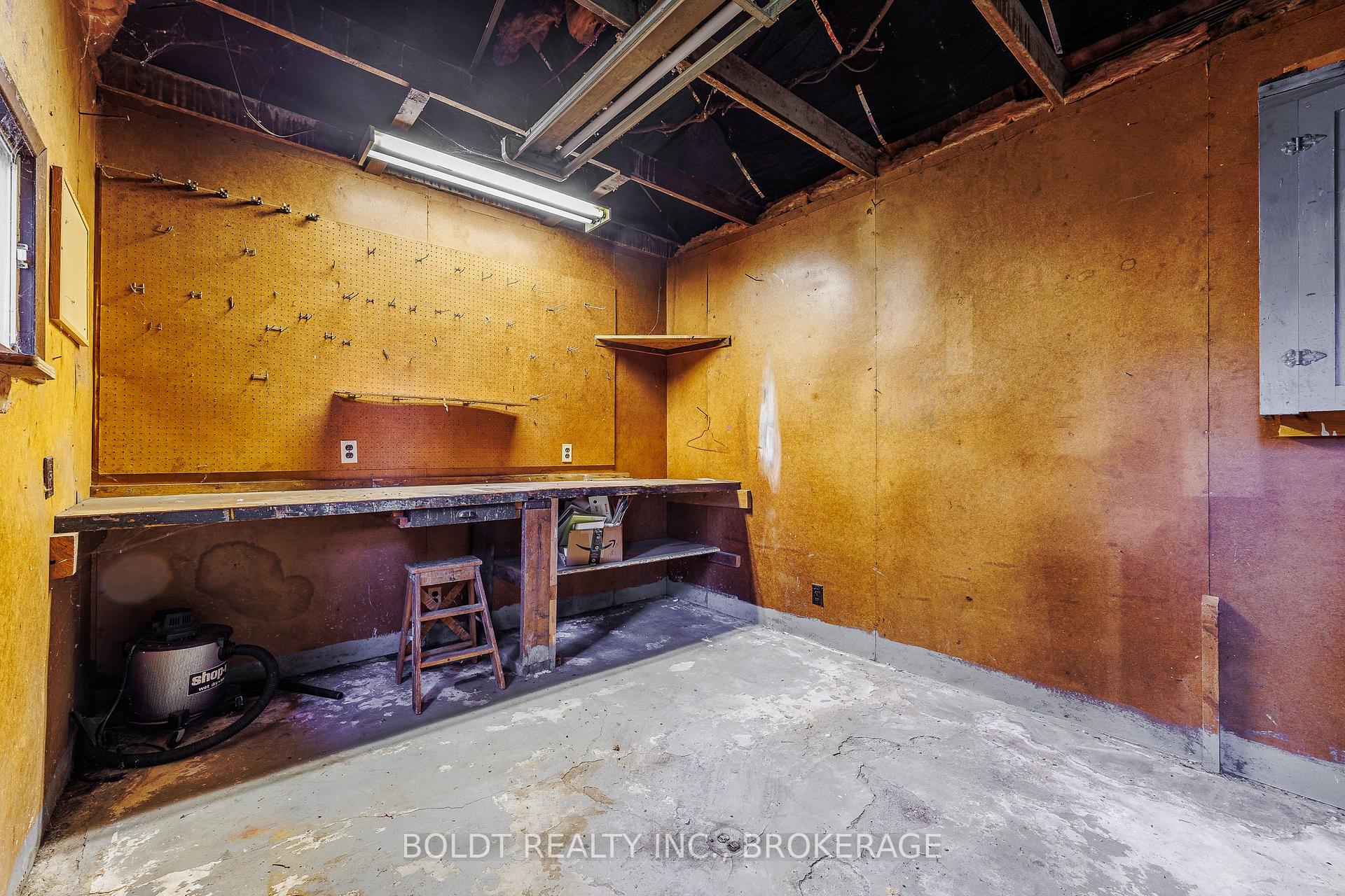 Photo 49 of 20 Stuart Avenue, St. Catharines, Downtown — HOMEH