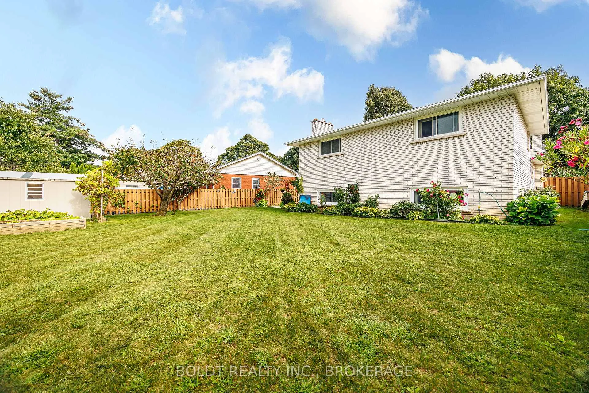 Photo 59 of 20 Stuart Avenue, St. Catharines, Downtown — HOMEH