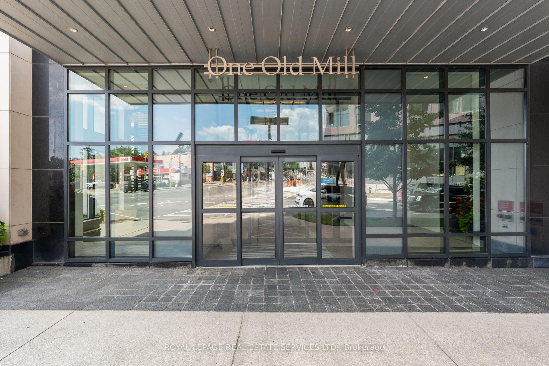 Photo 2 of Unit 107, 1 Old Mill Drive, Toronto, High Park-Swansea — HOMEH