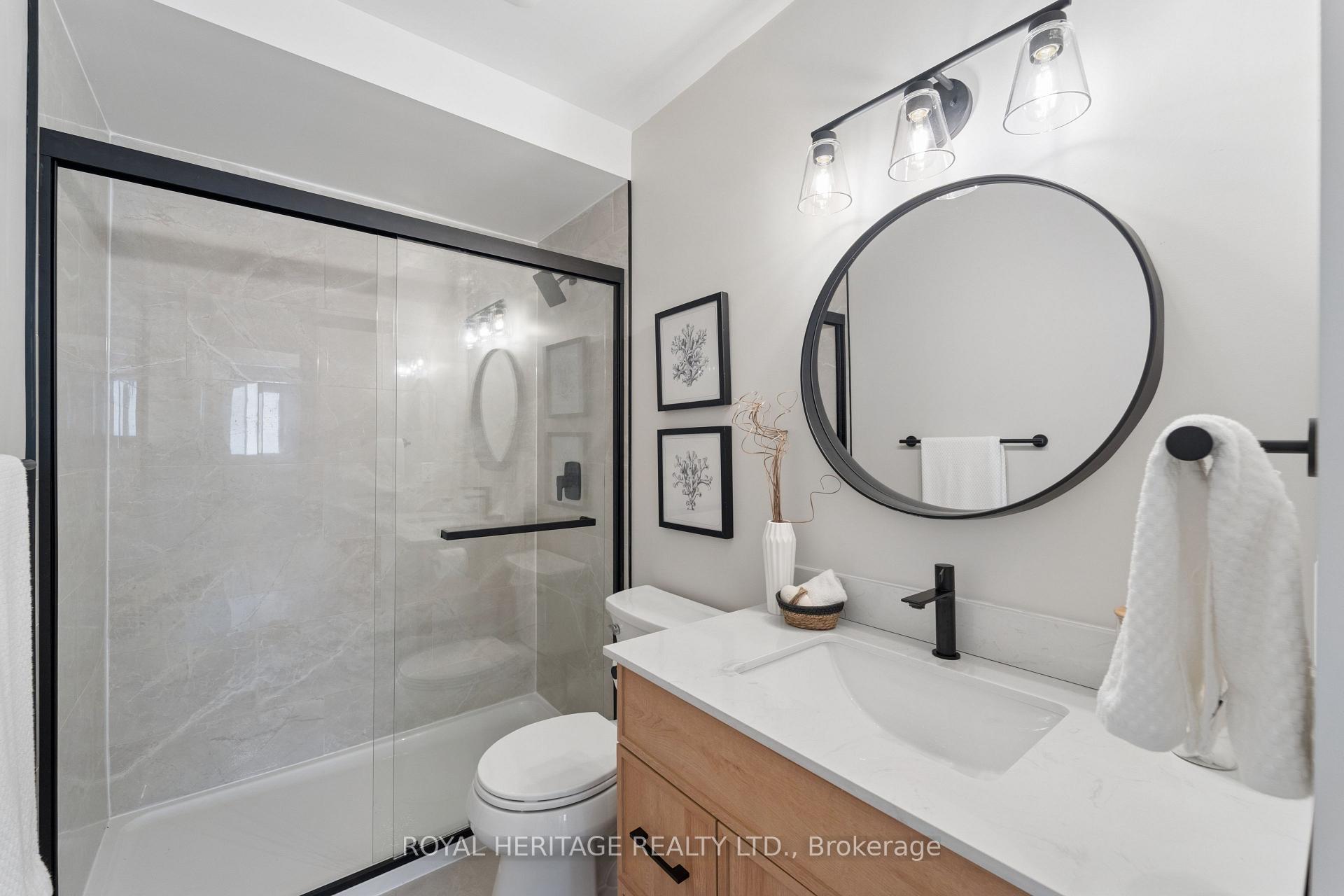 Photo 13 of 28 Glanville Crescent, Clarington, Bowmanville — HOMEH