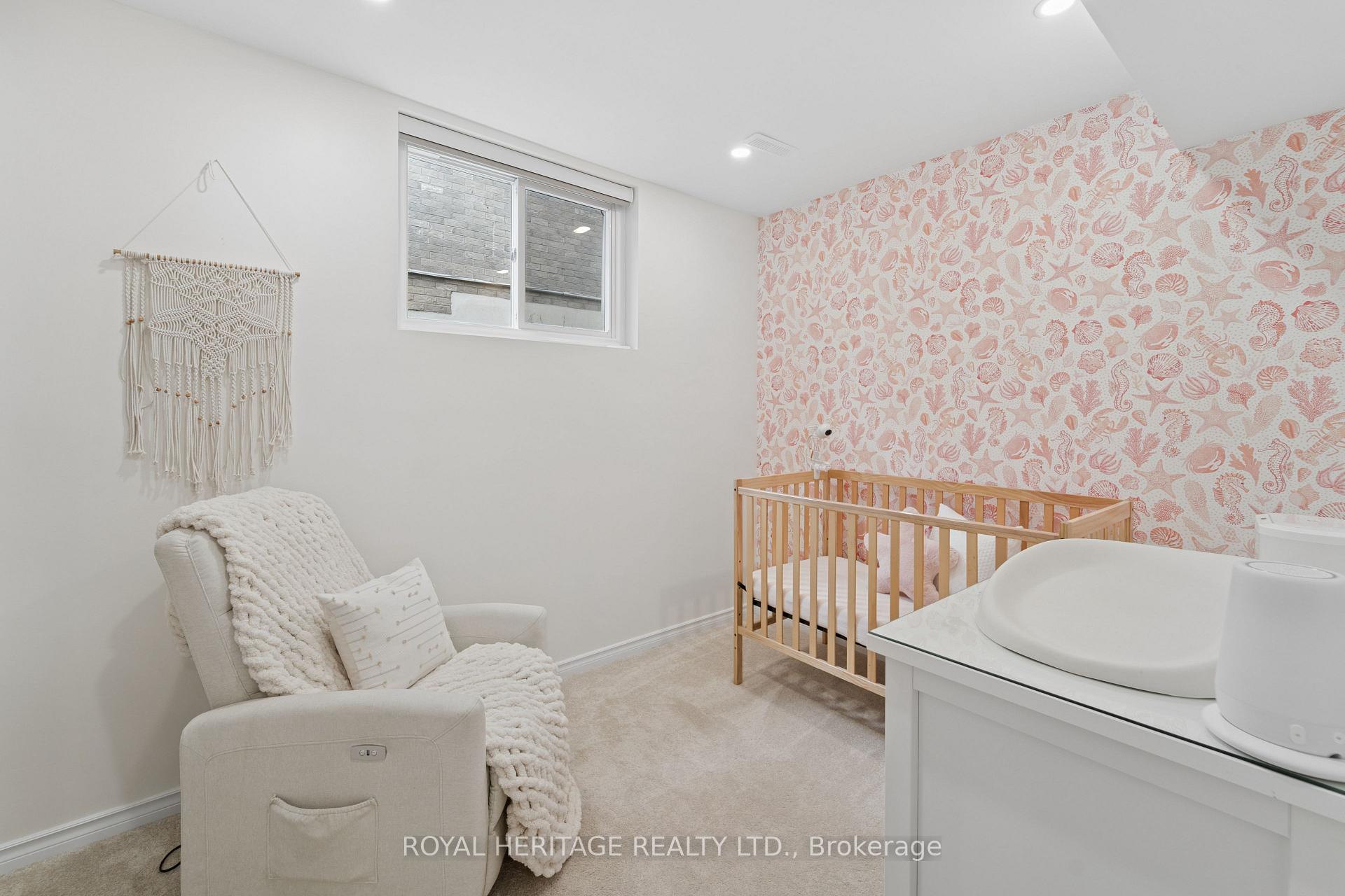 Photo 19 of 28 Glanville Crescent, Clarington, Bowmanville — HOMEH