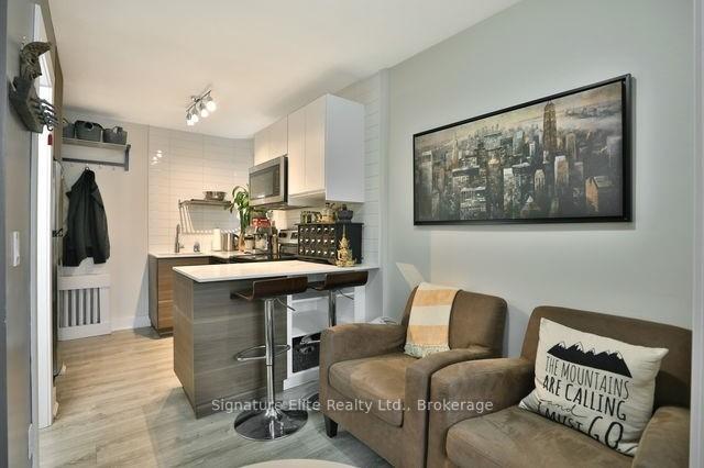 Photo 8 of Unit 303, 112 Alder Crescent, Etobicoke, Long Branch — HOMEH