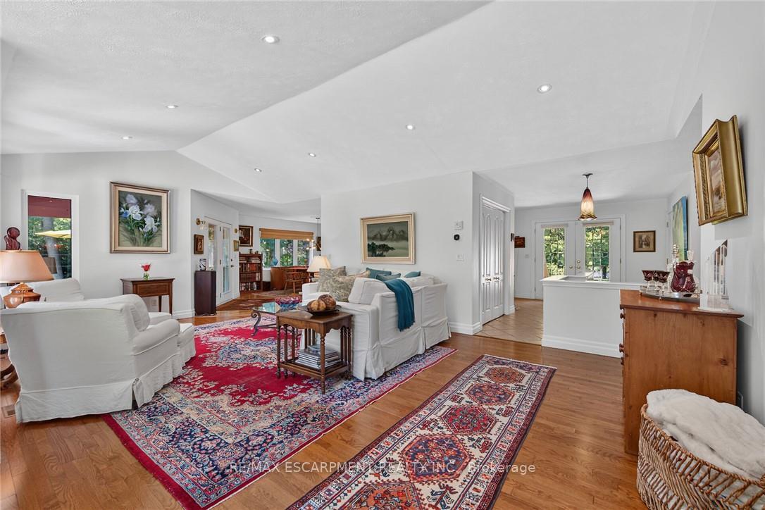 Photo 21 of 3 Forest Glen Court, Norfolk, Townsend — HOMEH