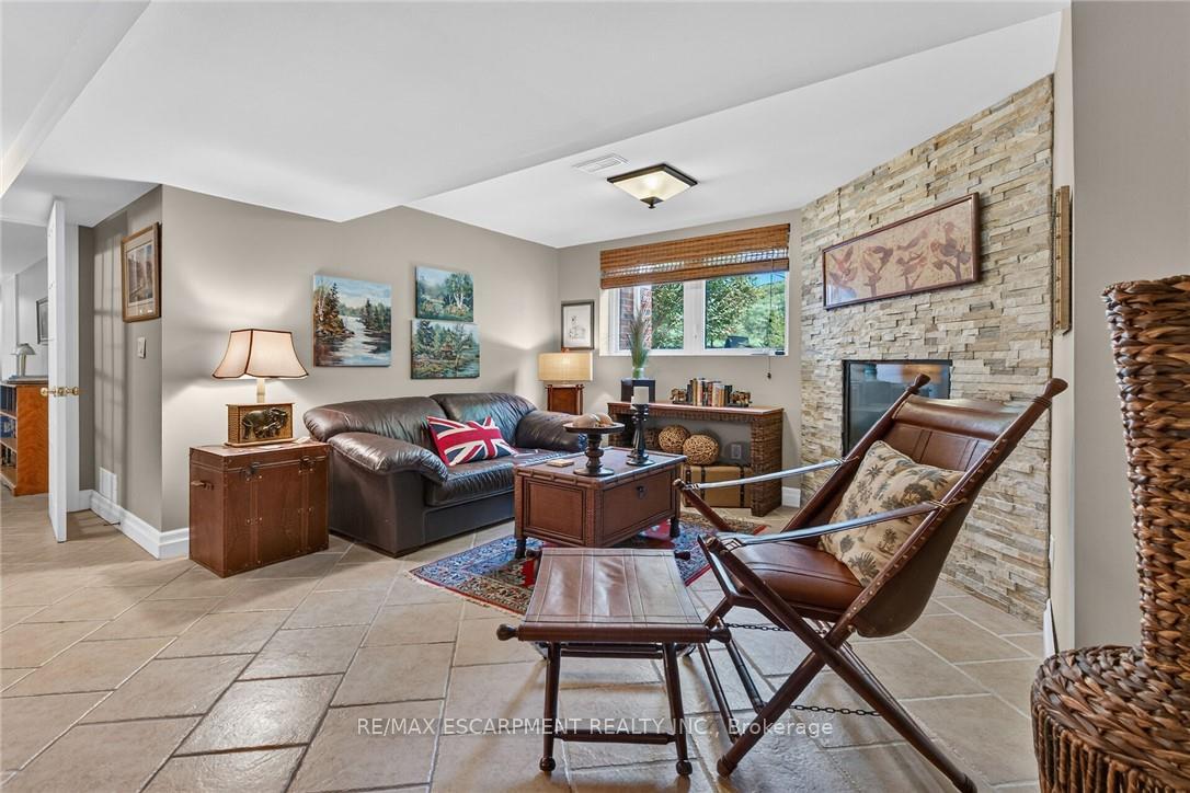 Photo 35 of 3 Forest Glen Court, Norfolk, Townsend — HOMEH