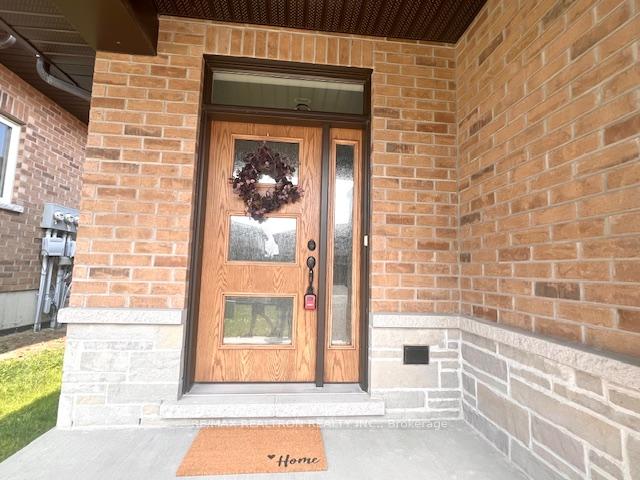 Photo 3 of 54 Ledgerock Court, Quinte West, Sidney Ward — HOMEH