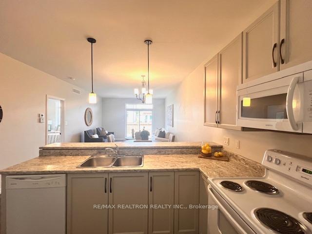 Photo 11 of 54 Ledgerock Court, Quinte West, Sidney Ward — HOMEH