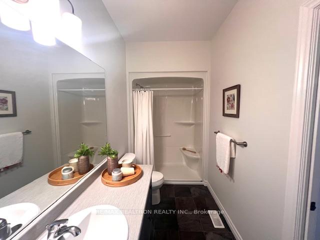 Photo 32 of 54 Ledgerock Court, Quinte West, Sidney Ward — HOMEH