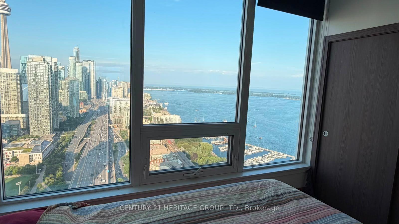 Photo 2 of Unit 4515, 17 Bathurst Street, Toronto, Waterfront Communities — HOMEH