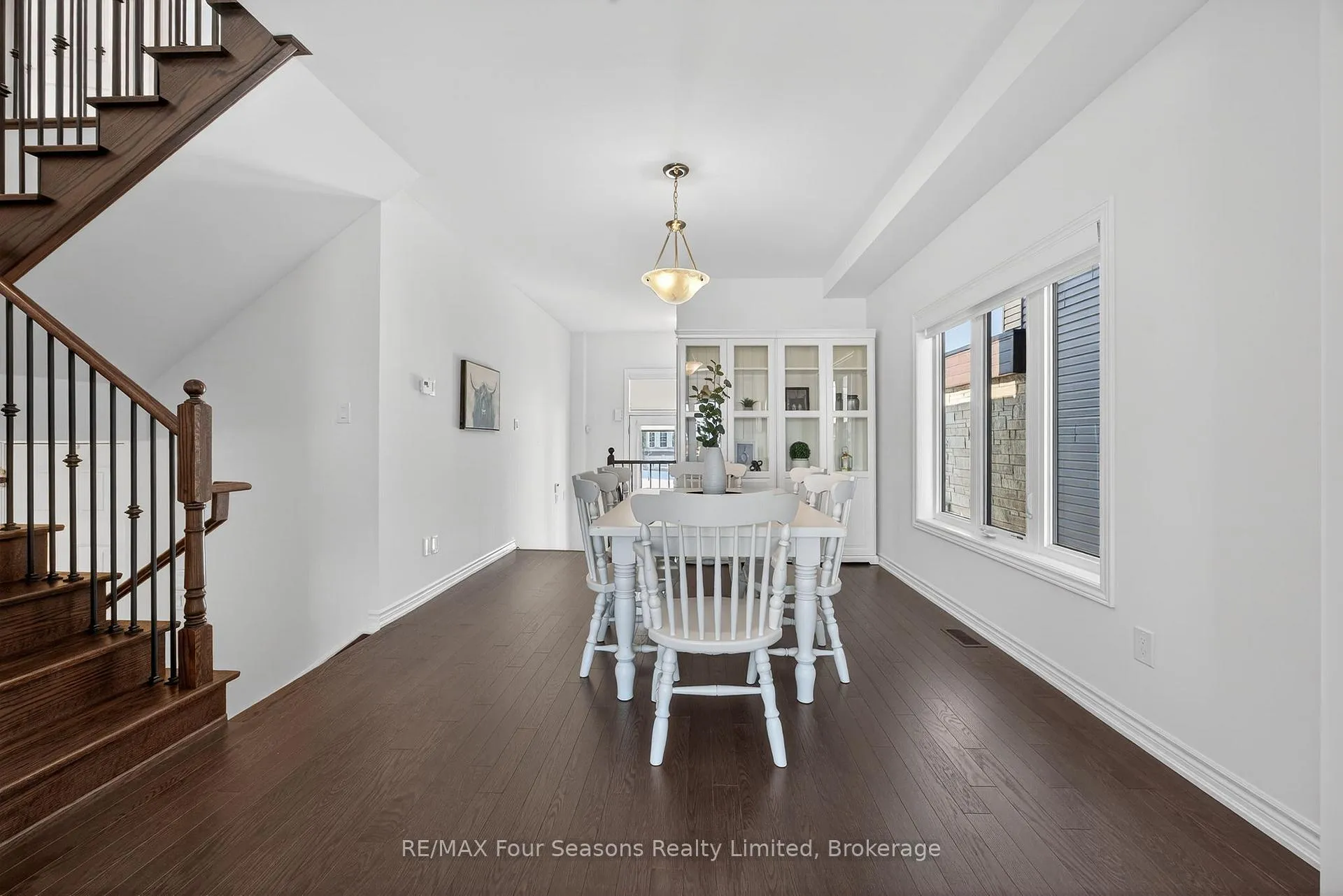 Photo 6 of 18 Beatrice Drive, Wasaga Beach — HOMEH