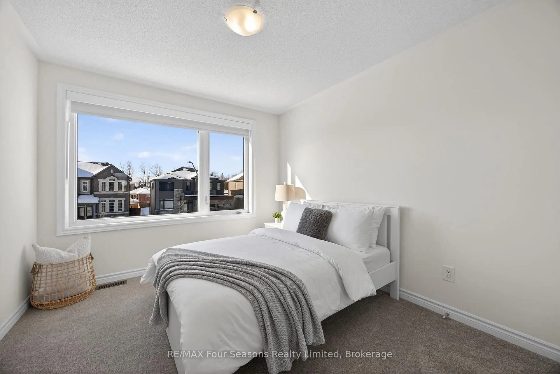 Photo 21 of 18 Beatrice Drive, Wasaga Beach — HOMEH