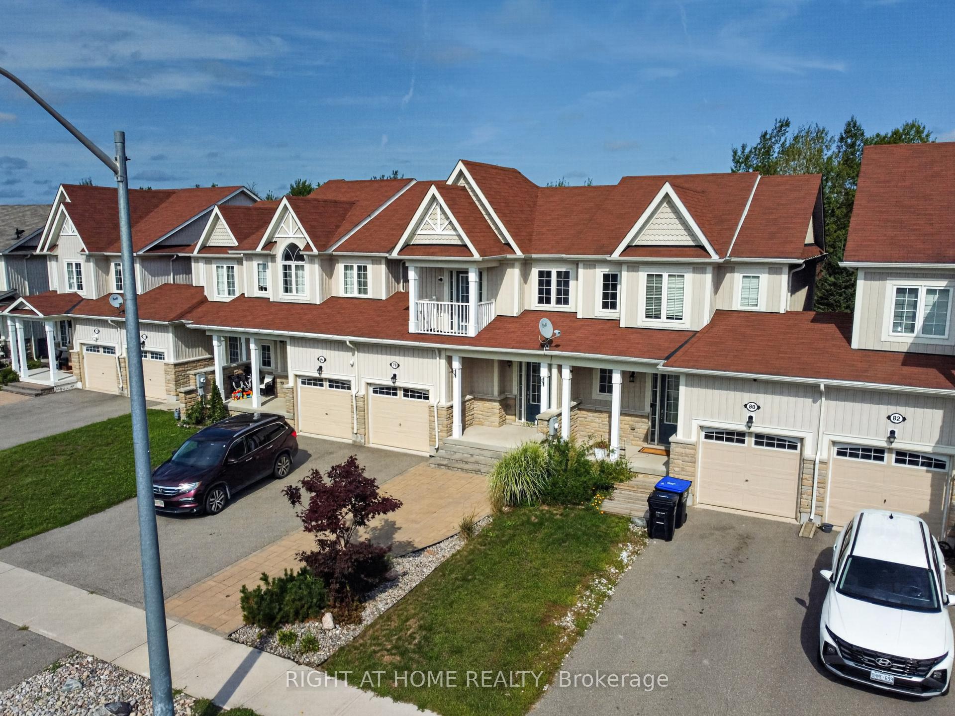 Photo 4 of 78 Blanchard Crescent, Essa, Angus — HOMEH