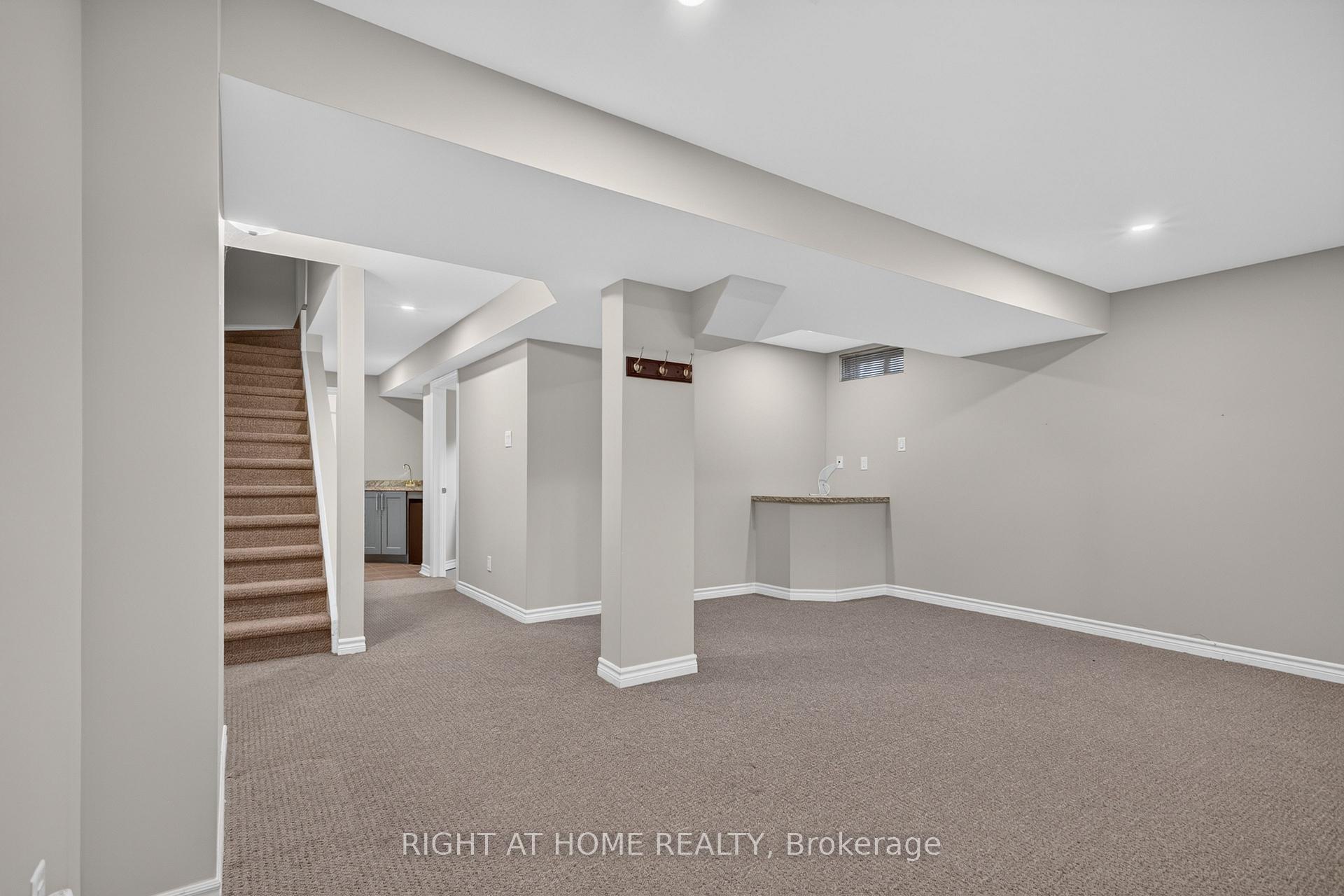 Photo 34 of 78 Blanchard Crescent, Essa, Angus — HOMEH