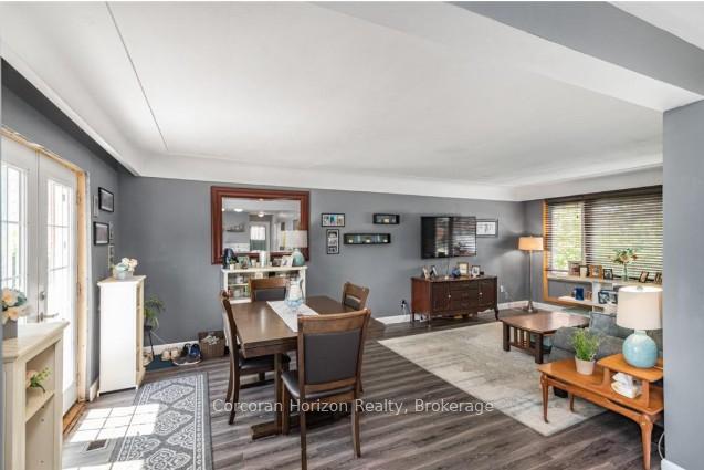 Photo 11 of 43 Wyngate Avenue E, Hamilton, Stoney Creek — HOMEH