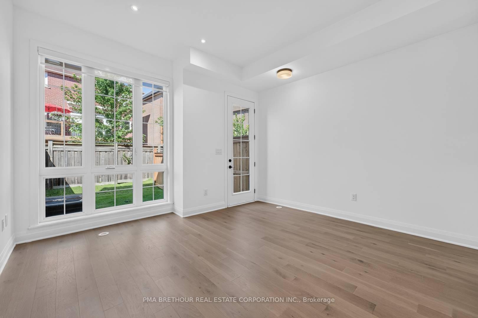 Photo 6 of 101 Alton Crescent, Vaughan, Uplands — HOMEH