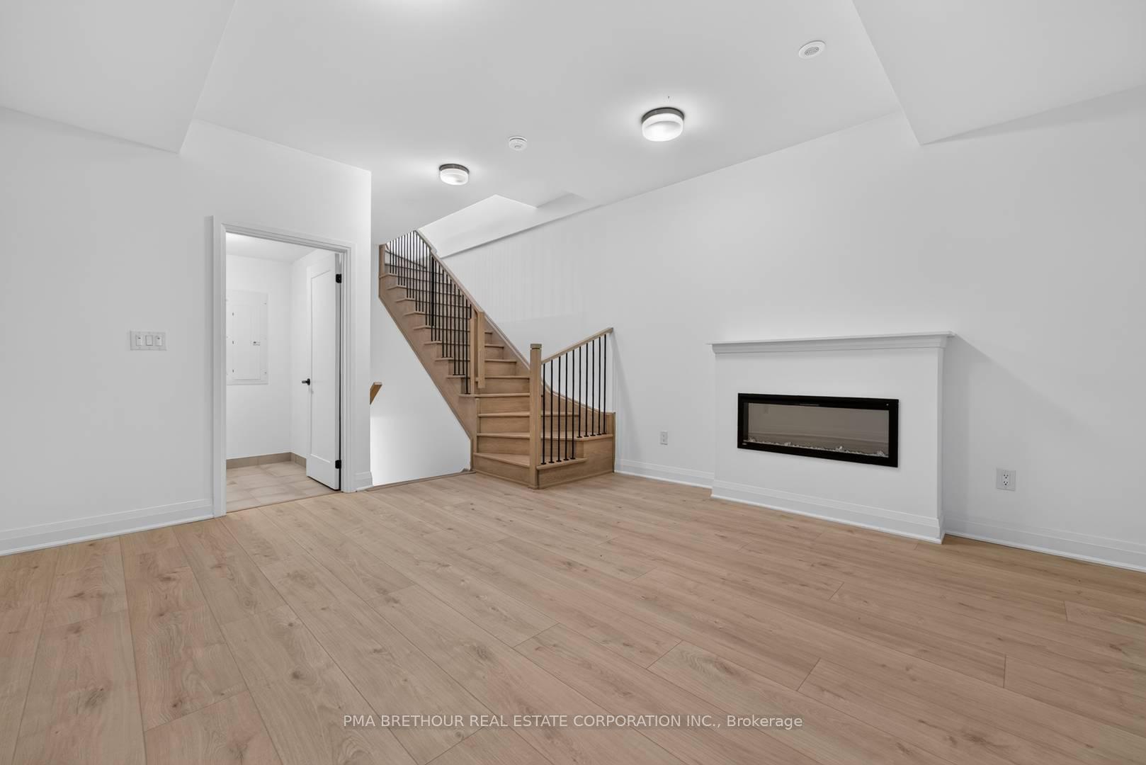 Photo 19 of 101 Alton Crescent, Vaughan, Uplands — HOMEH