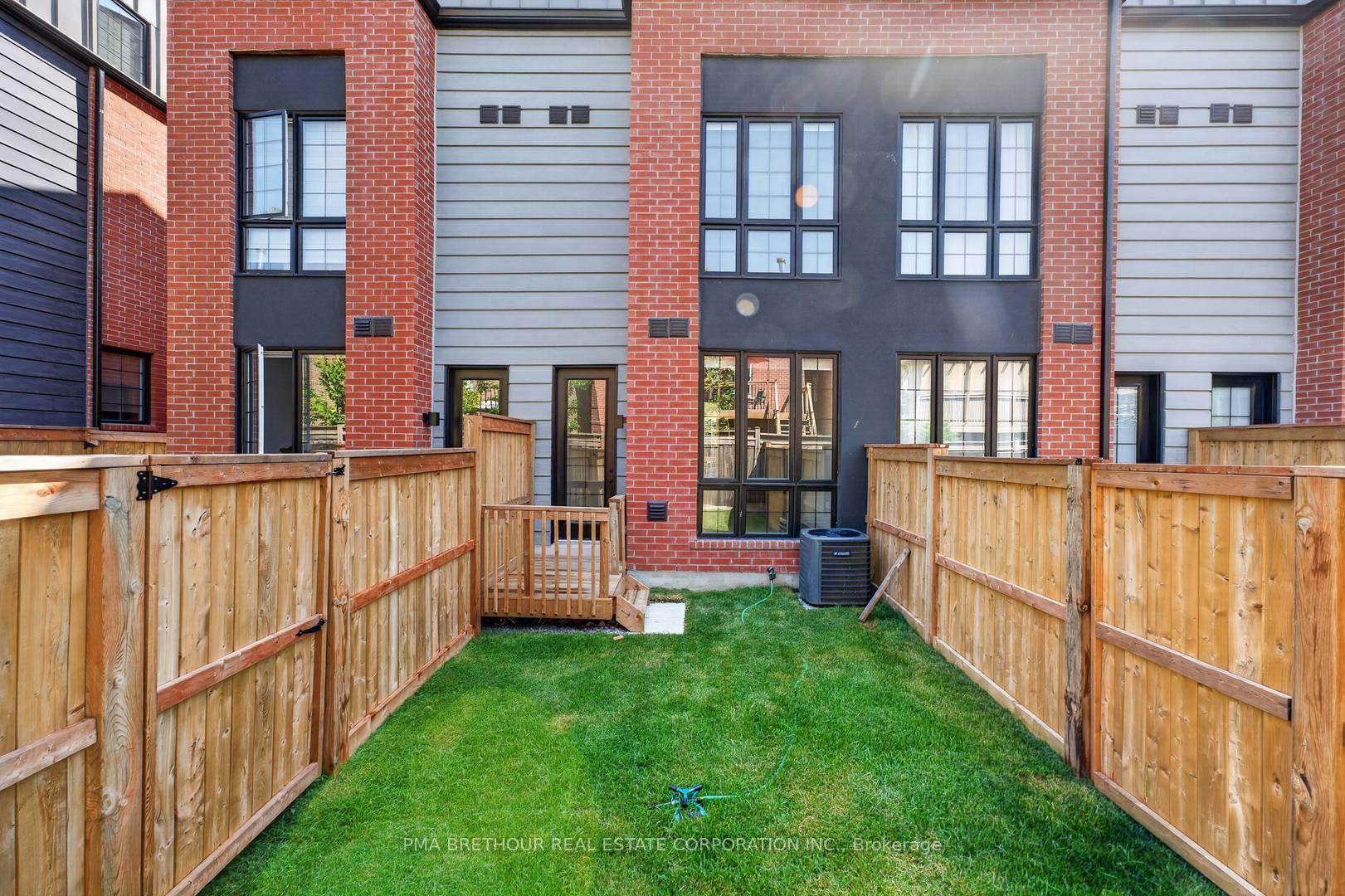 Photo 26 of 101 Alton Crescent, Vaughan, Uplands — HOMEH