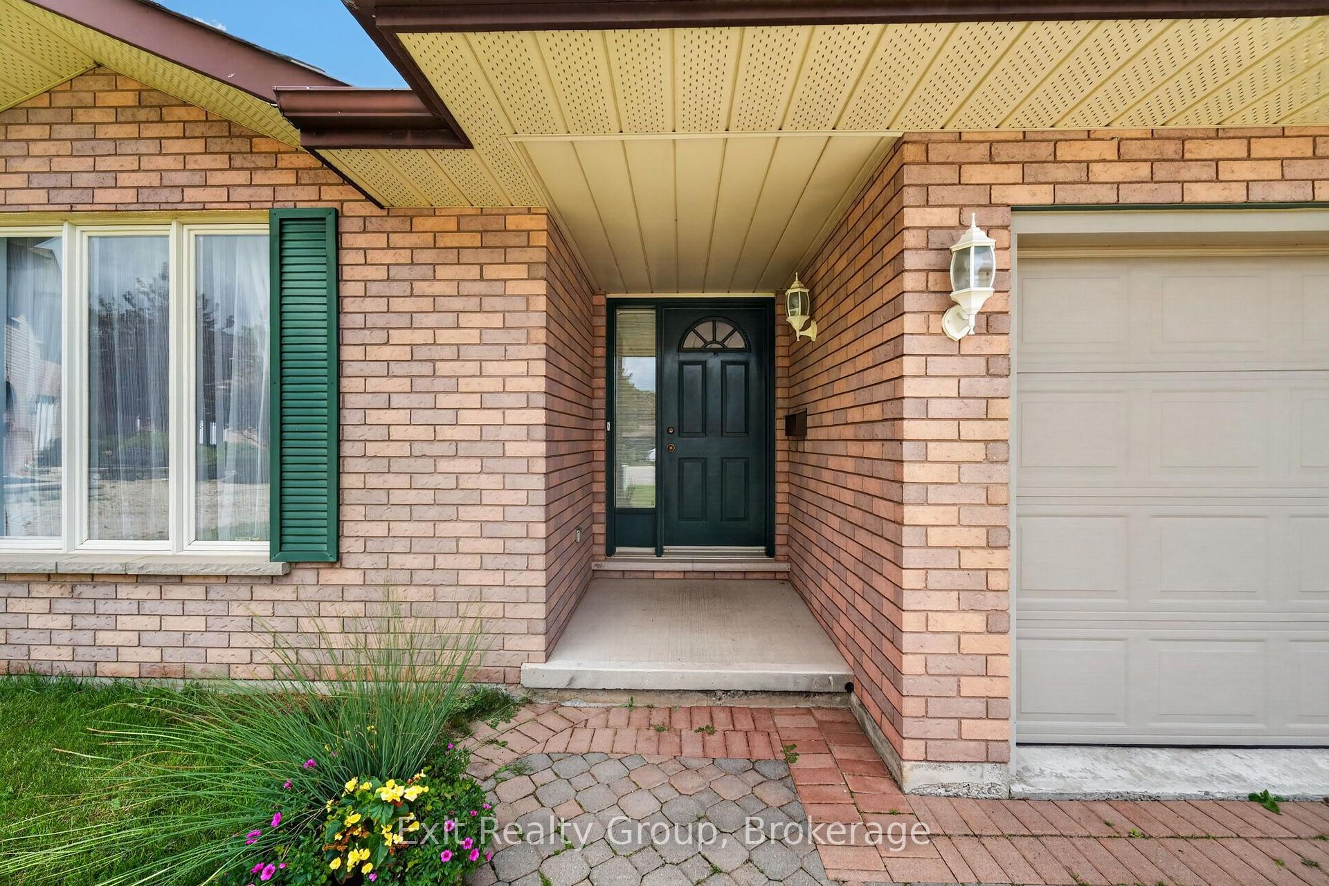 Photo 8 of 3 Fleming Road, Quinte West, Trenton Ward — HOMEH