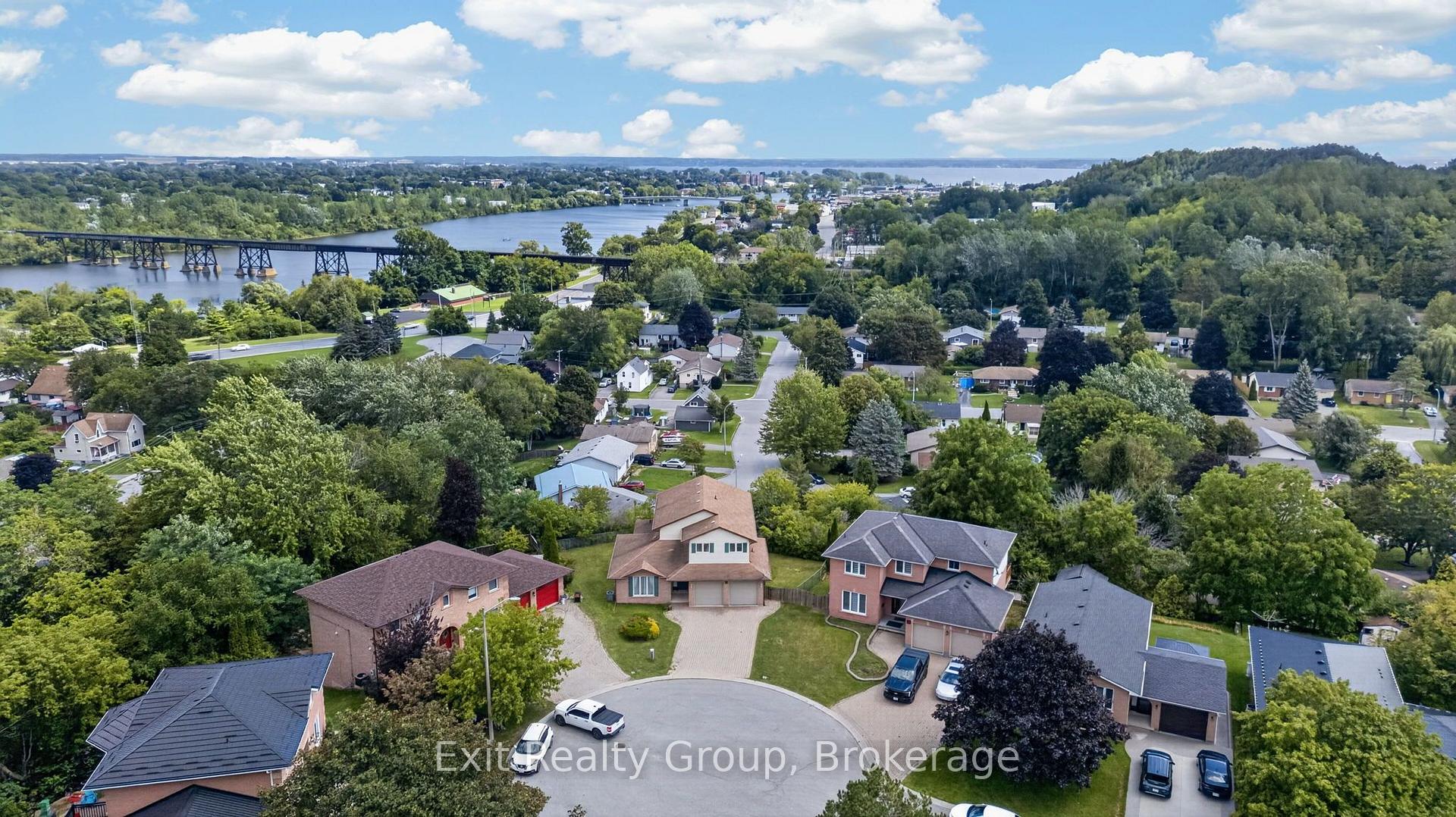 Photo 40 of 3 Fleming Road, Quinte West, Trenton Ward — HOMEH
