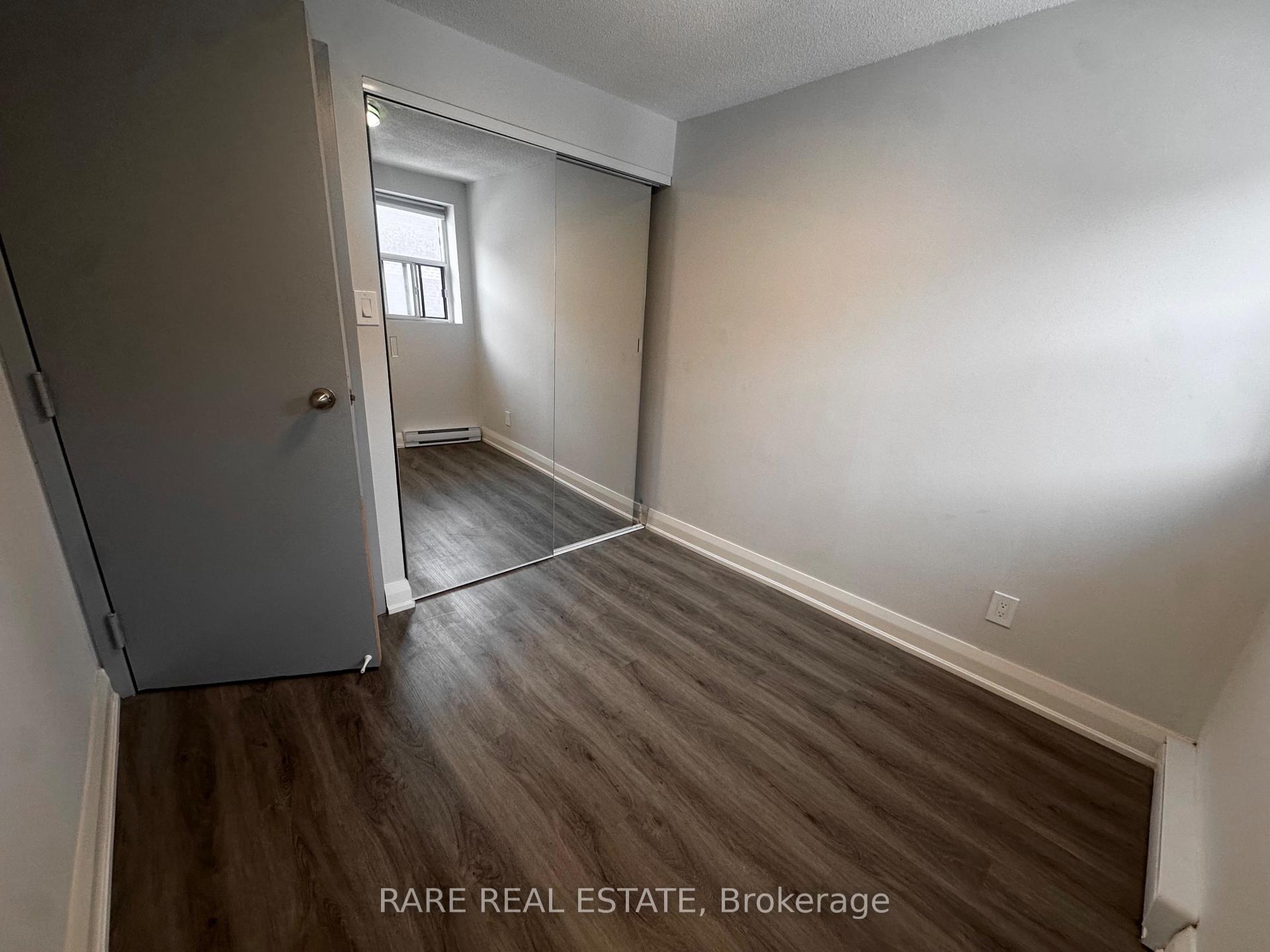 Photo 9 of Unit 8, 99 Bellevue Avenue, Toronto, Kensington-Chinatown — HOMEH