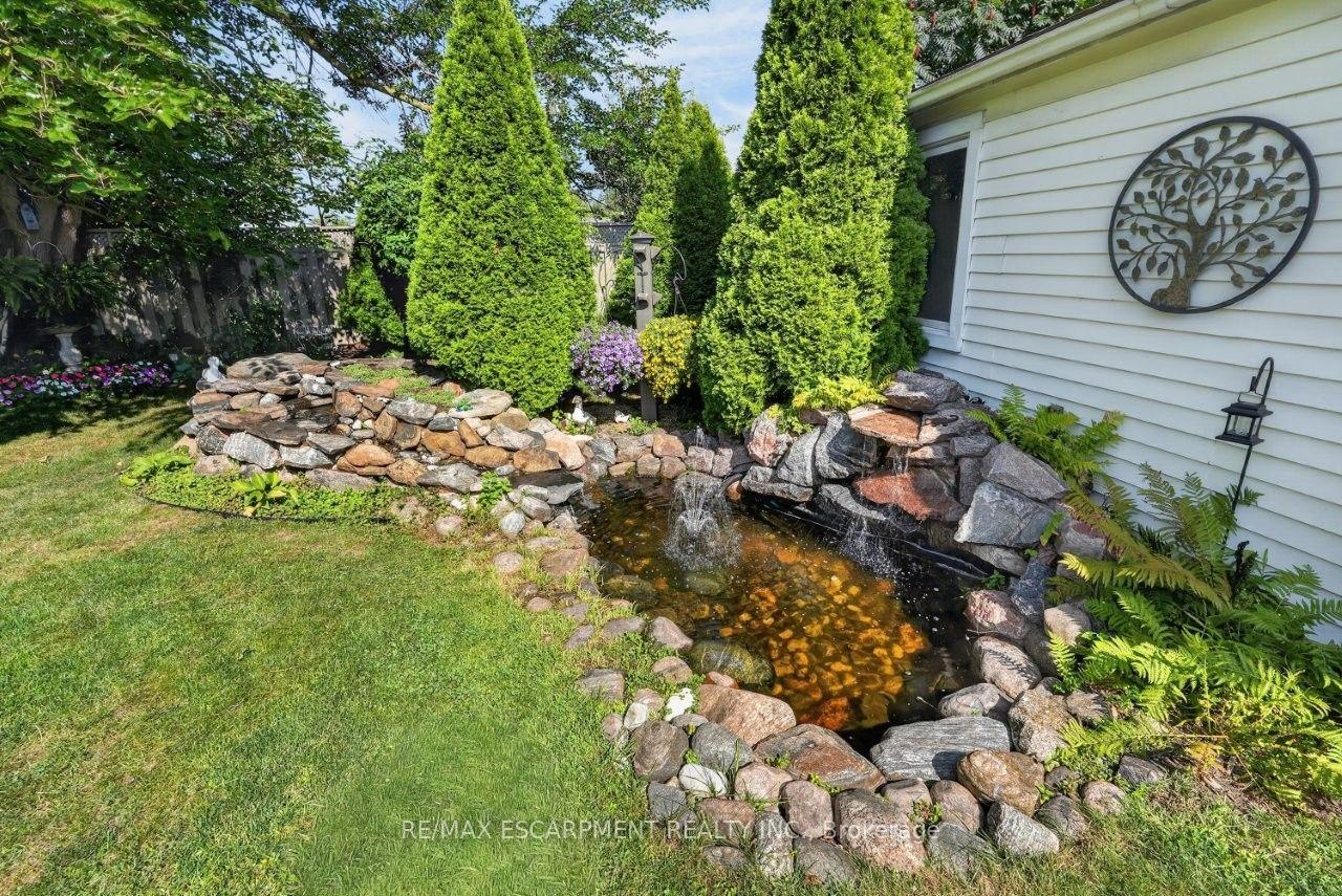 Photo 27 of 465 Springbank Crescent, Burlington, LaSalle — HOMEH