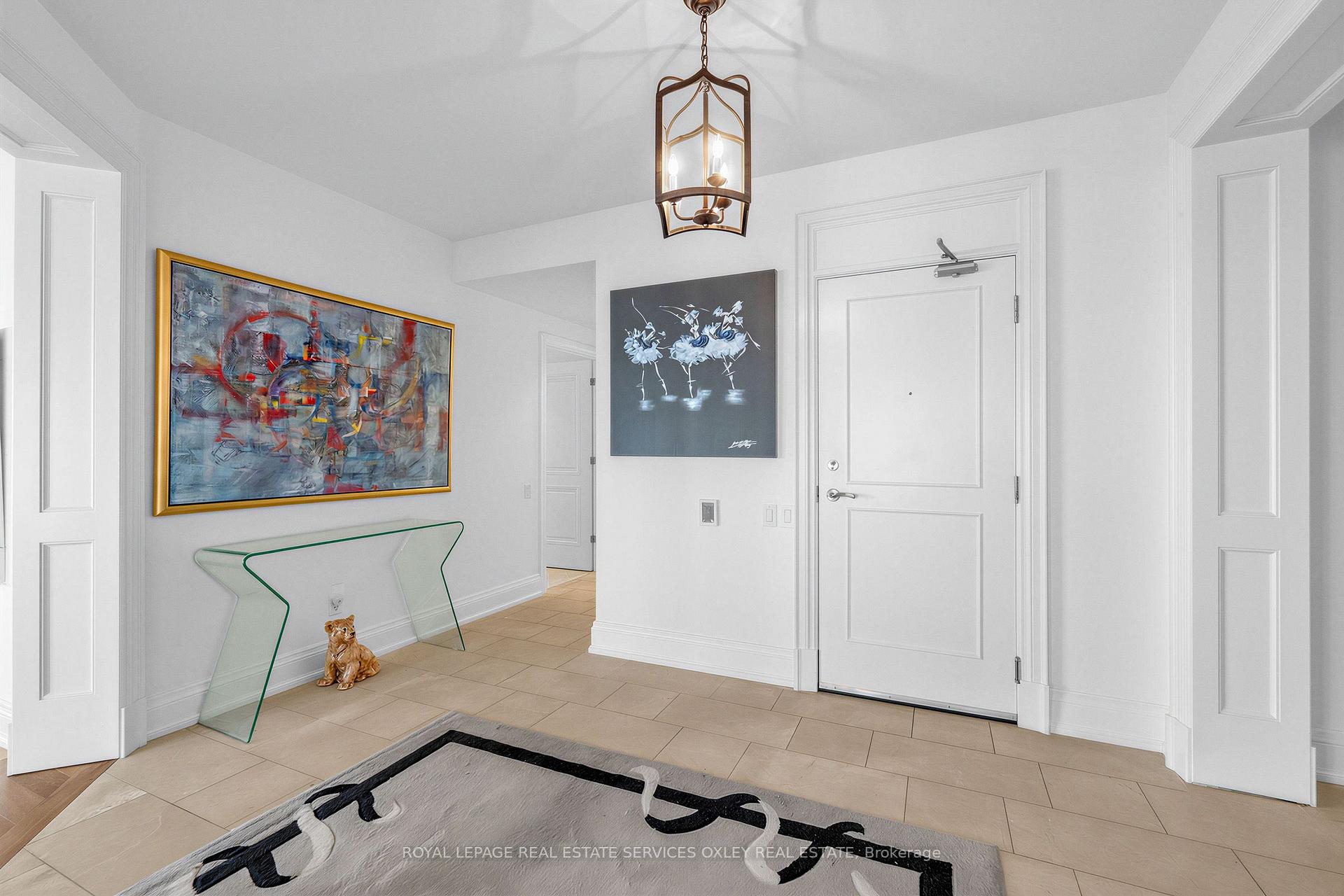 Photo 2 of Unit 3701, 2181 Yonge Street, Toronto, Mount Pleasant West — HOMEH