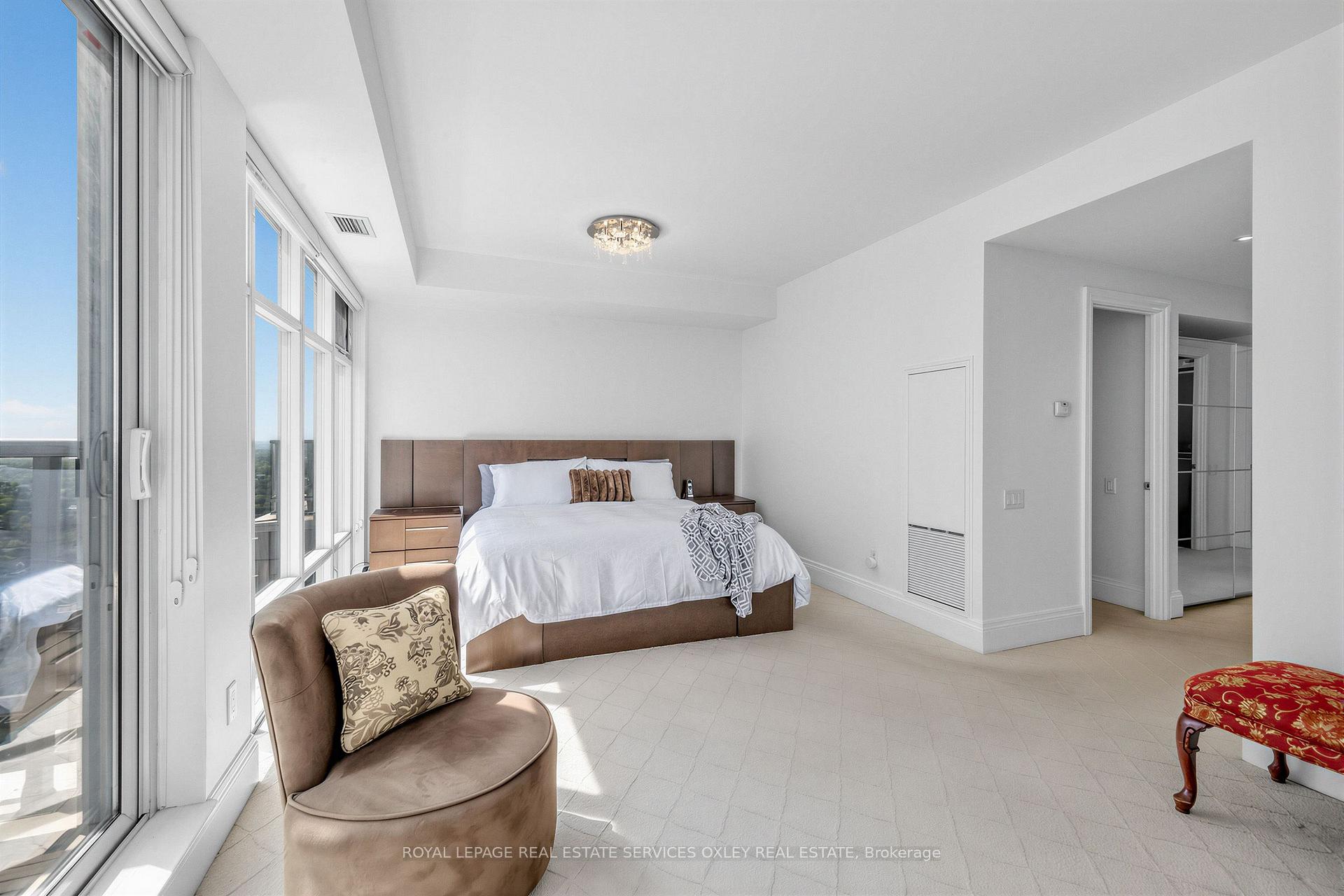 Photo 19 of Unit 3701, 2181 Yonge Street, Toronto, Mount Pleasant West — HOMEH