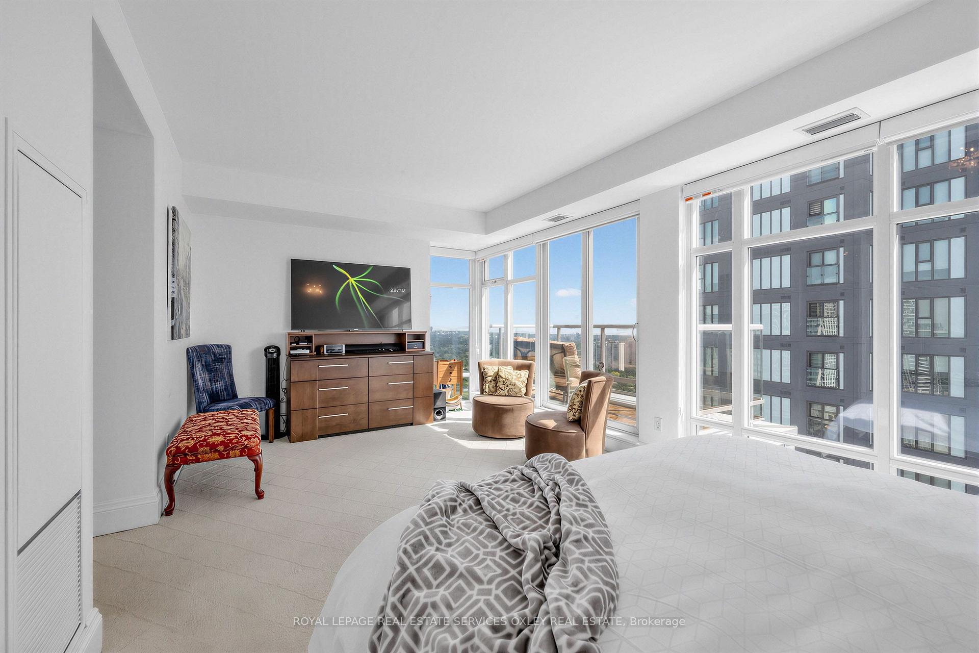 Photo 20 of Unit 3701, 2181 Yonge Street, Toronto, Mount Pleasant West — HOMEH