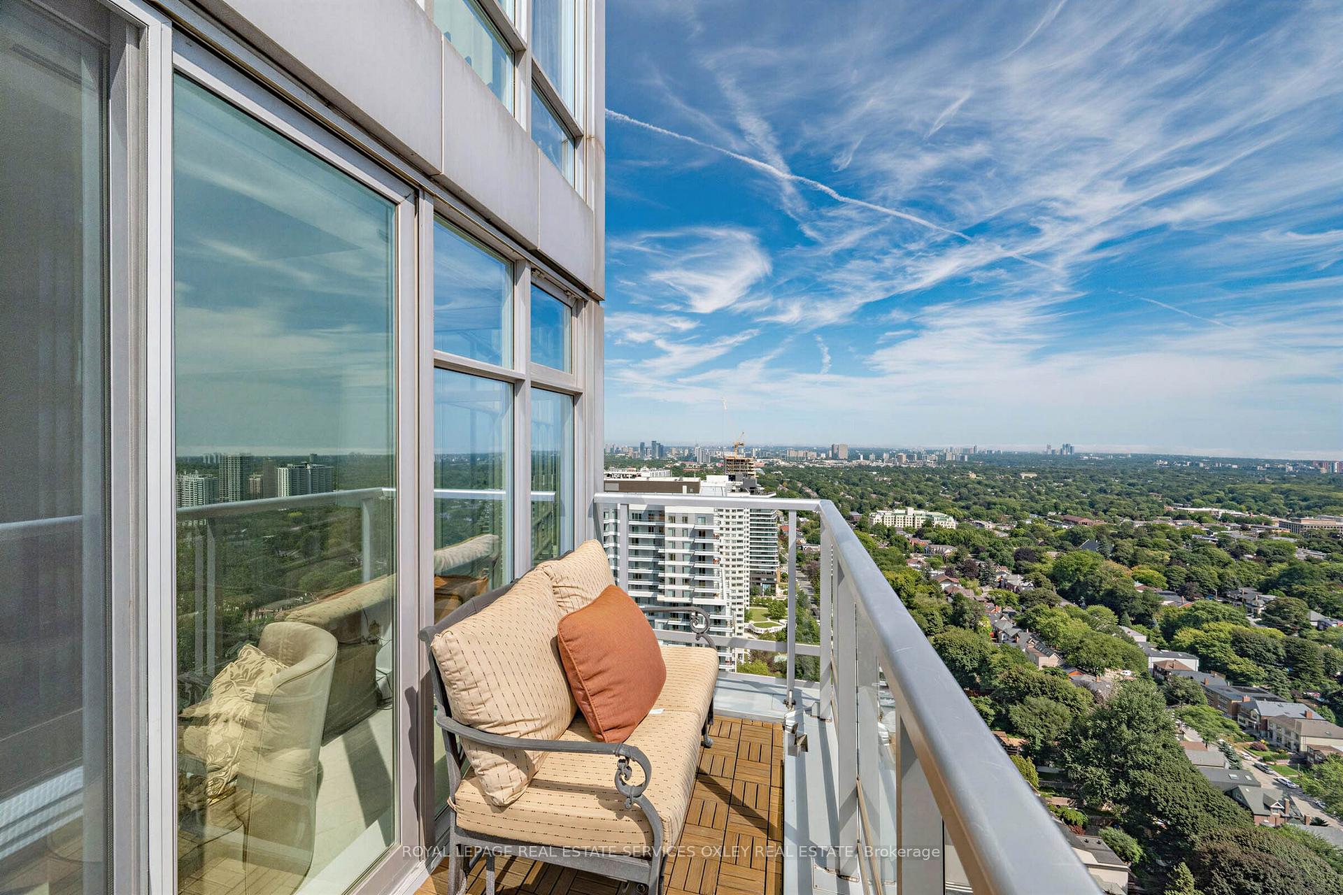 Photo 30 of Unit 3701, 2181 Yonge Street, Toronto, Mount Pleasant West — HOMEH