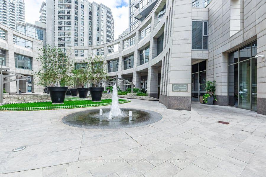 Photo 35 of Unit 3701, 2181 Yonge Street, Toronto, Mount Pleasant West — HOMEH