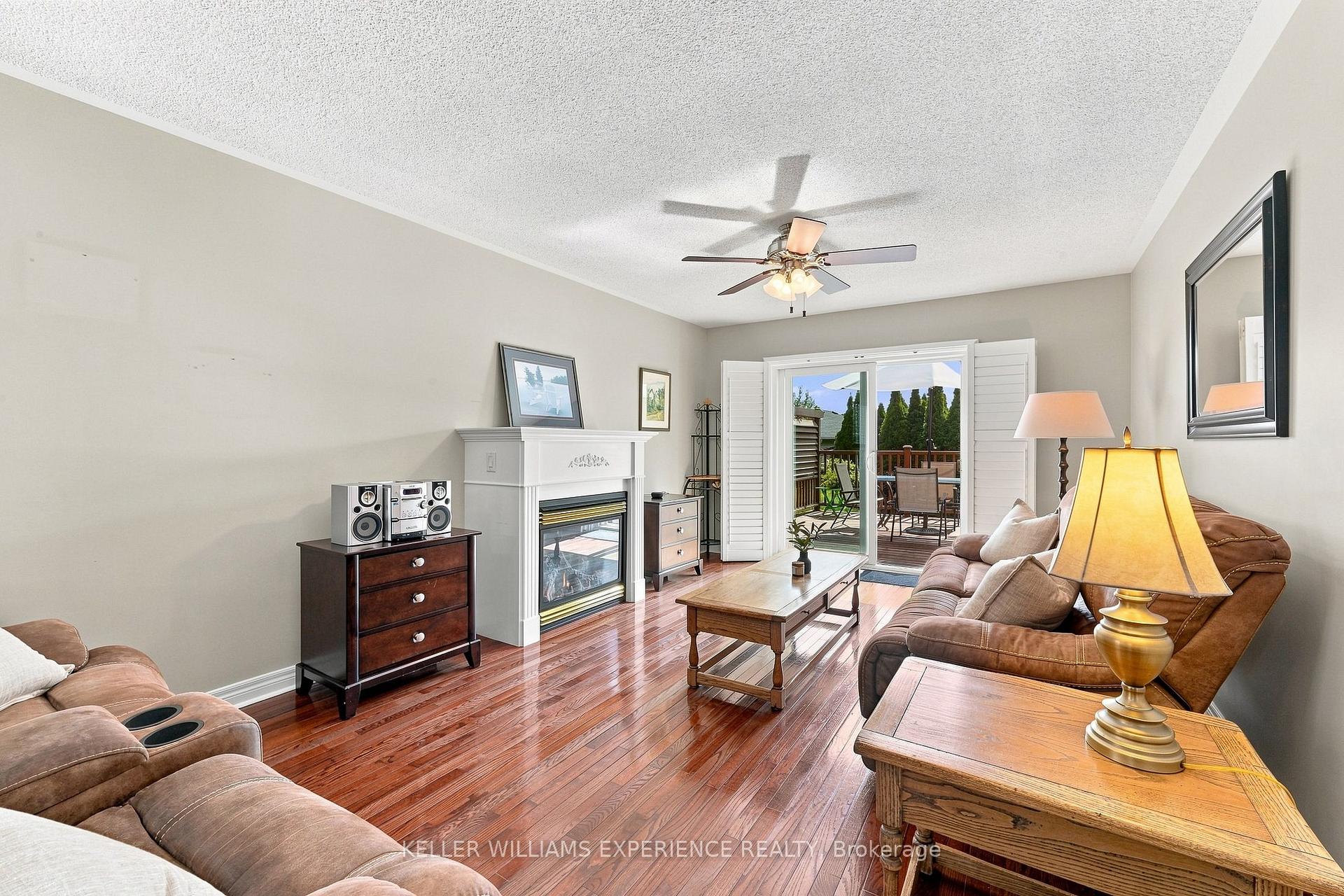Photo 14 of 7 Stanley Street, Barrie, East Bayfield — HOMEH