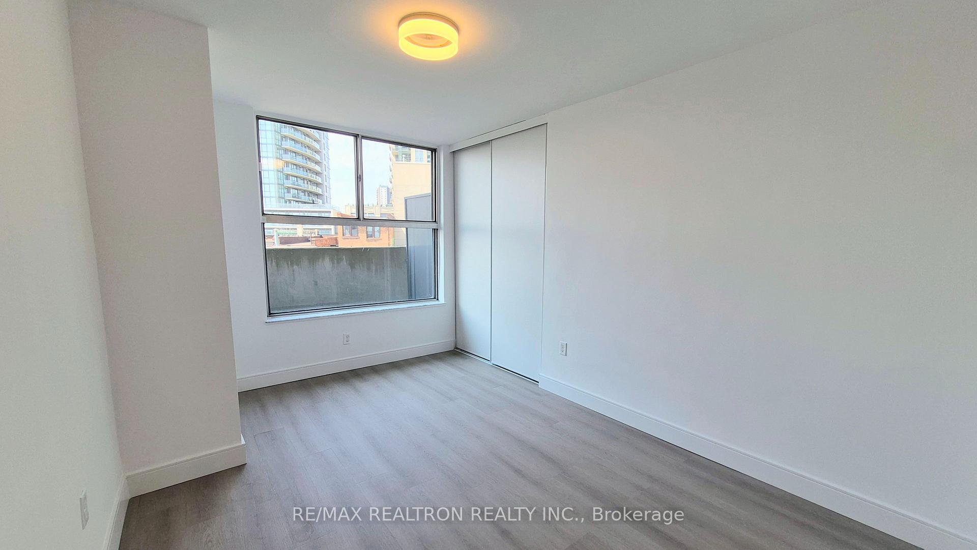Photo 5 of Unit 2303, 21 Vaughan Road, Toronto, Wychwood — HOMEH