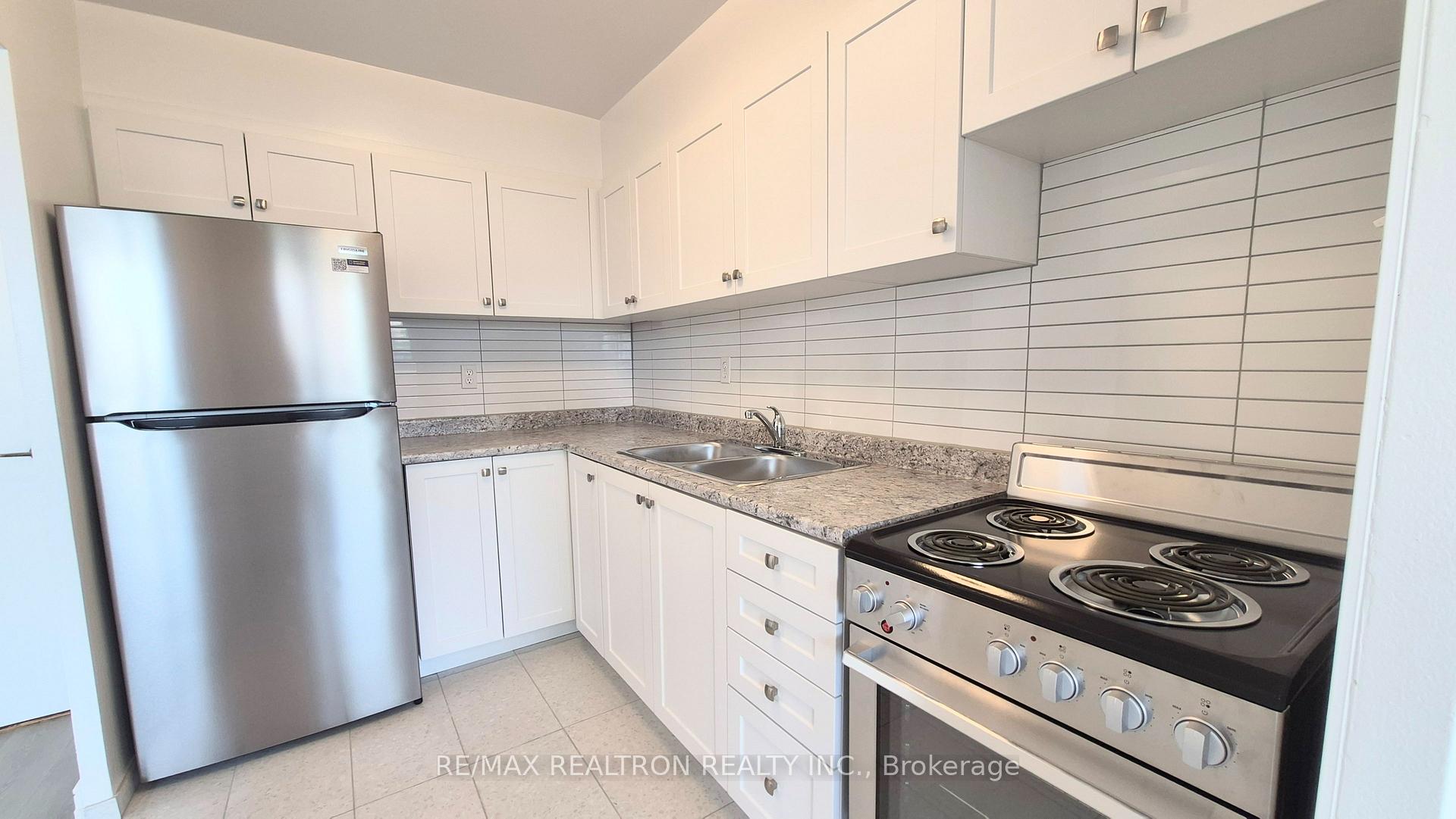 Photo 9 of Unit 2303, 21 Vaughan Road, Toronto, Wychwood — HOMEH