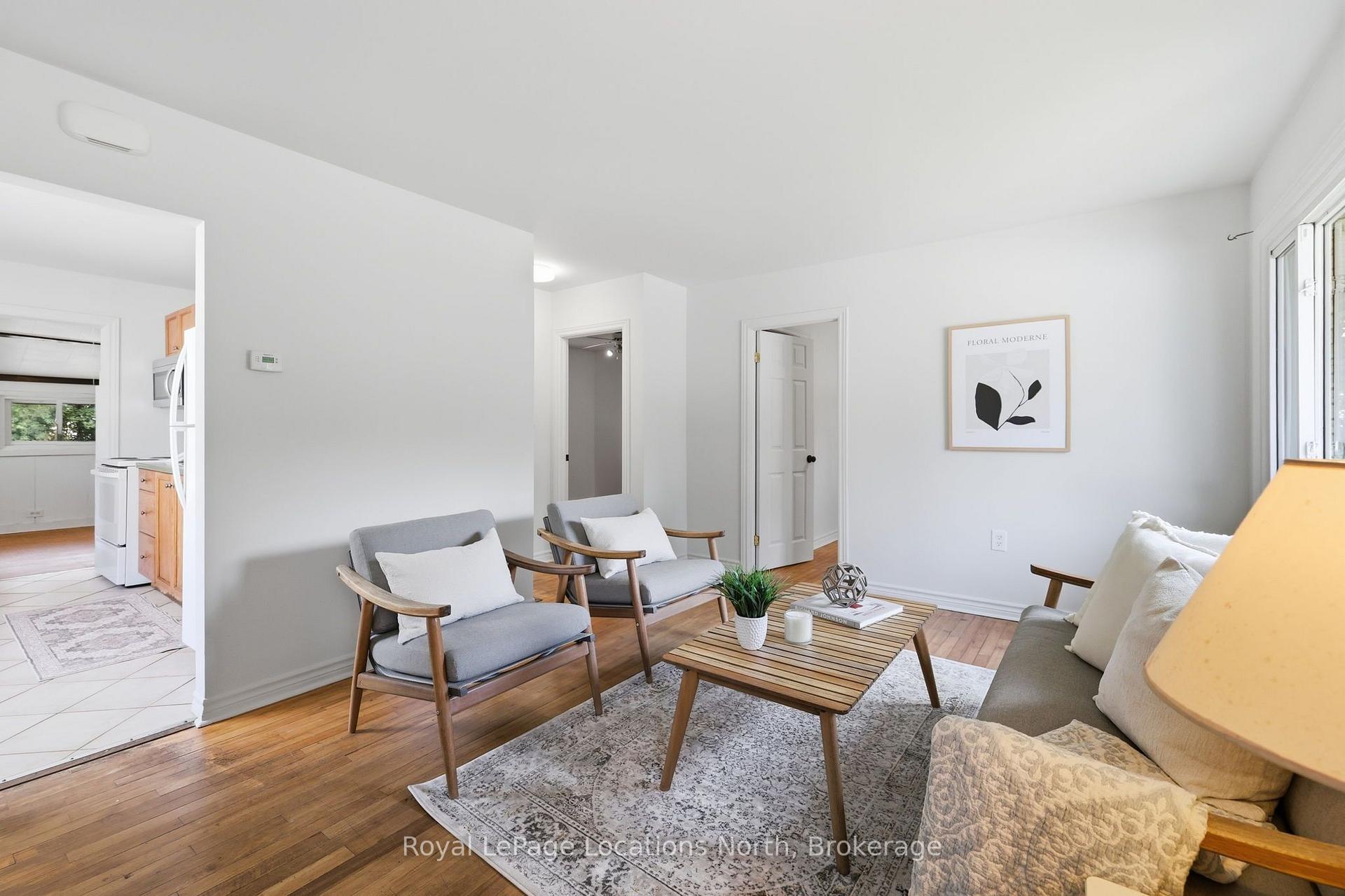 Photo 4 of 515 Maple Street, Collingwood — HOMEH