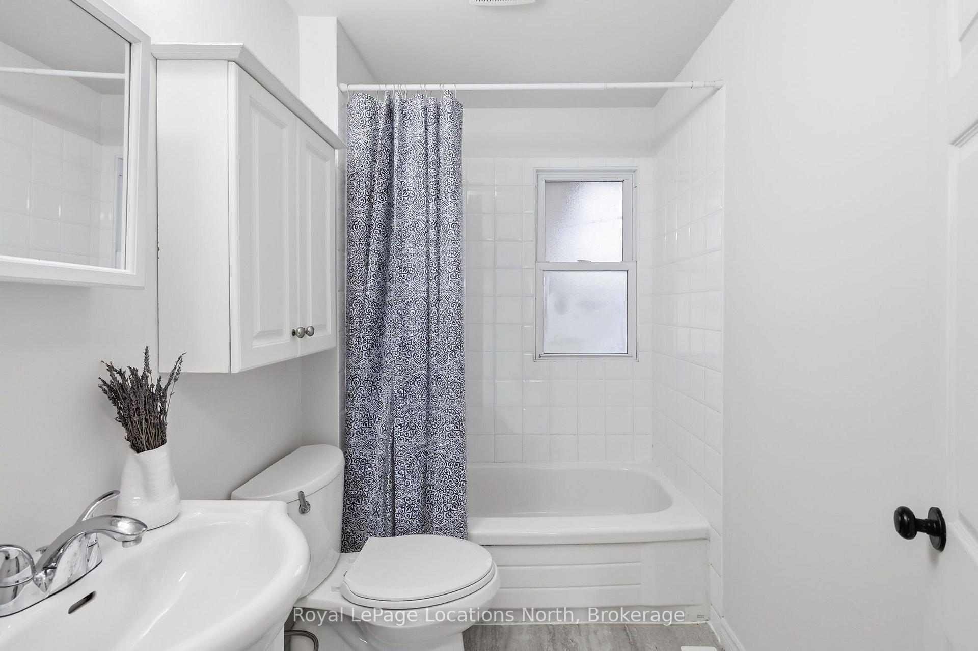 Photo 22 of 515 Maple Street, Collingwood — HOMEH