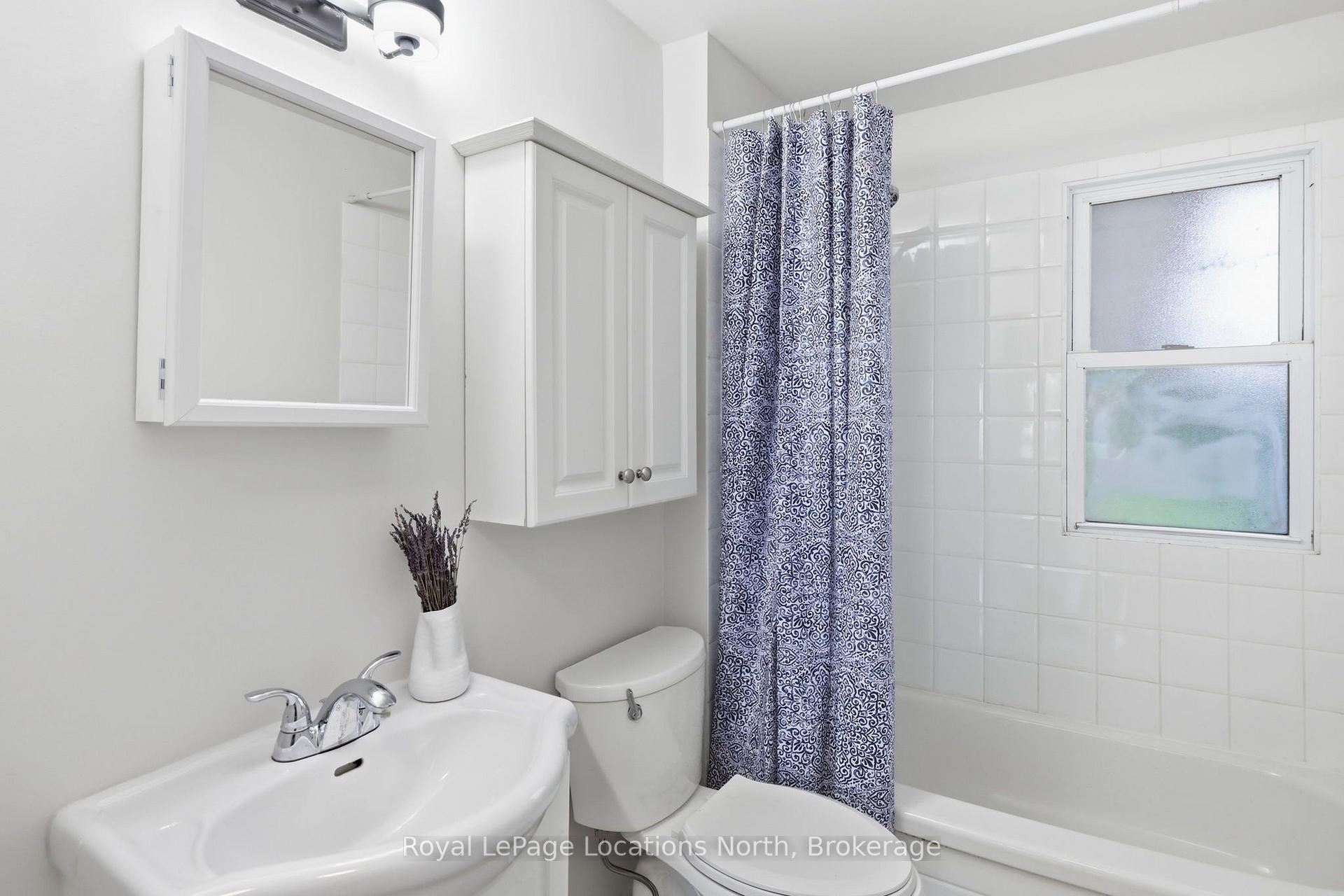 Photo 20 of 515 Maple Street, Collingwood — HOMEH