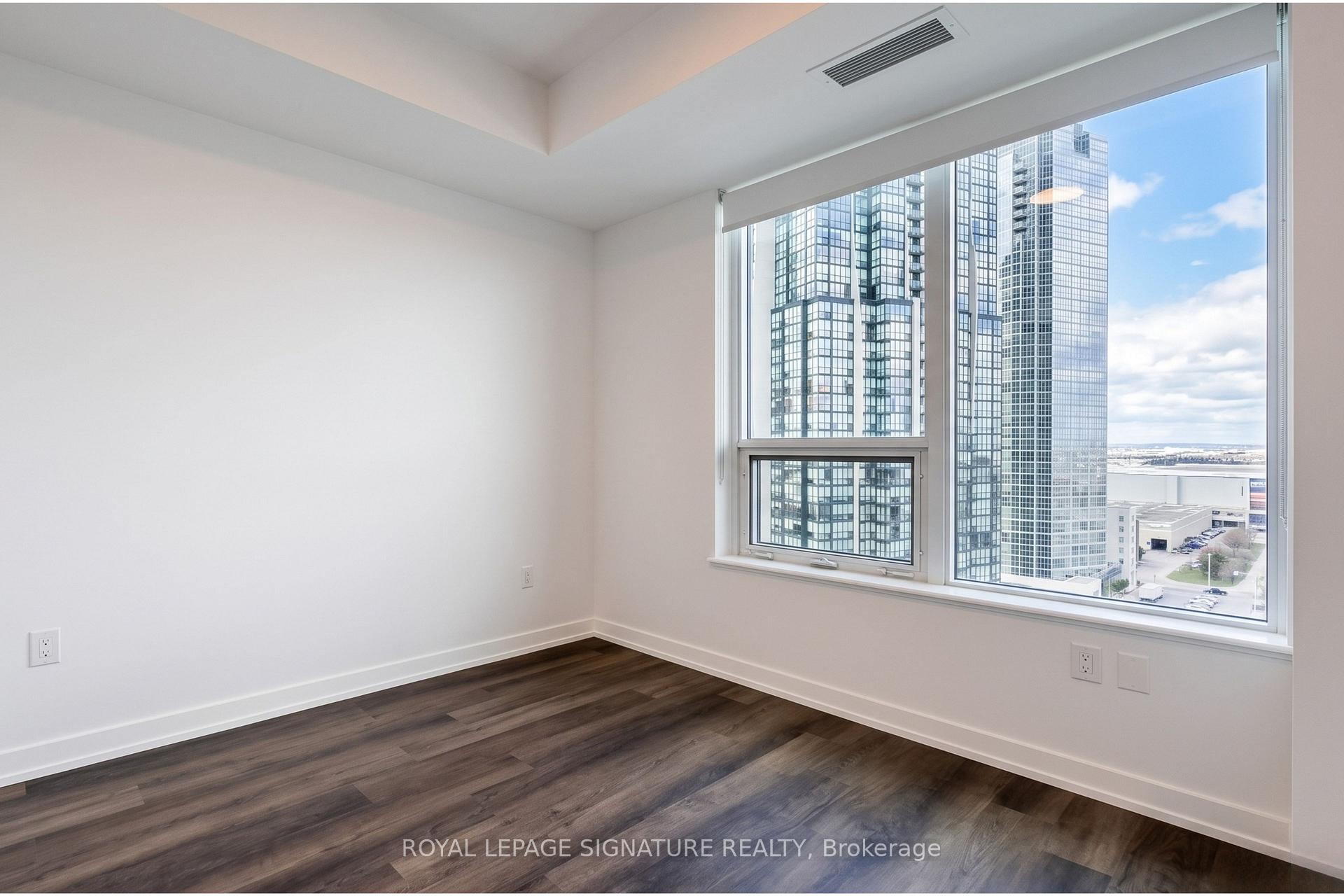 Photo 9 of Unit 1201, 5 Meadowvale Road, Vaughan, Vaughan Corporate Centre — HOMEH