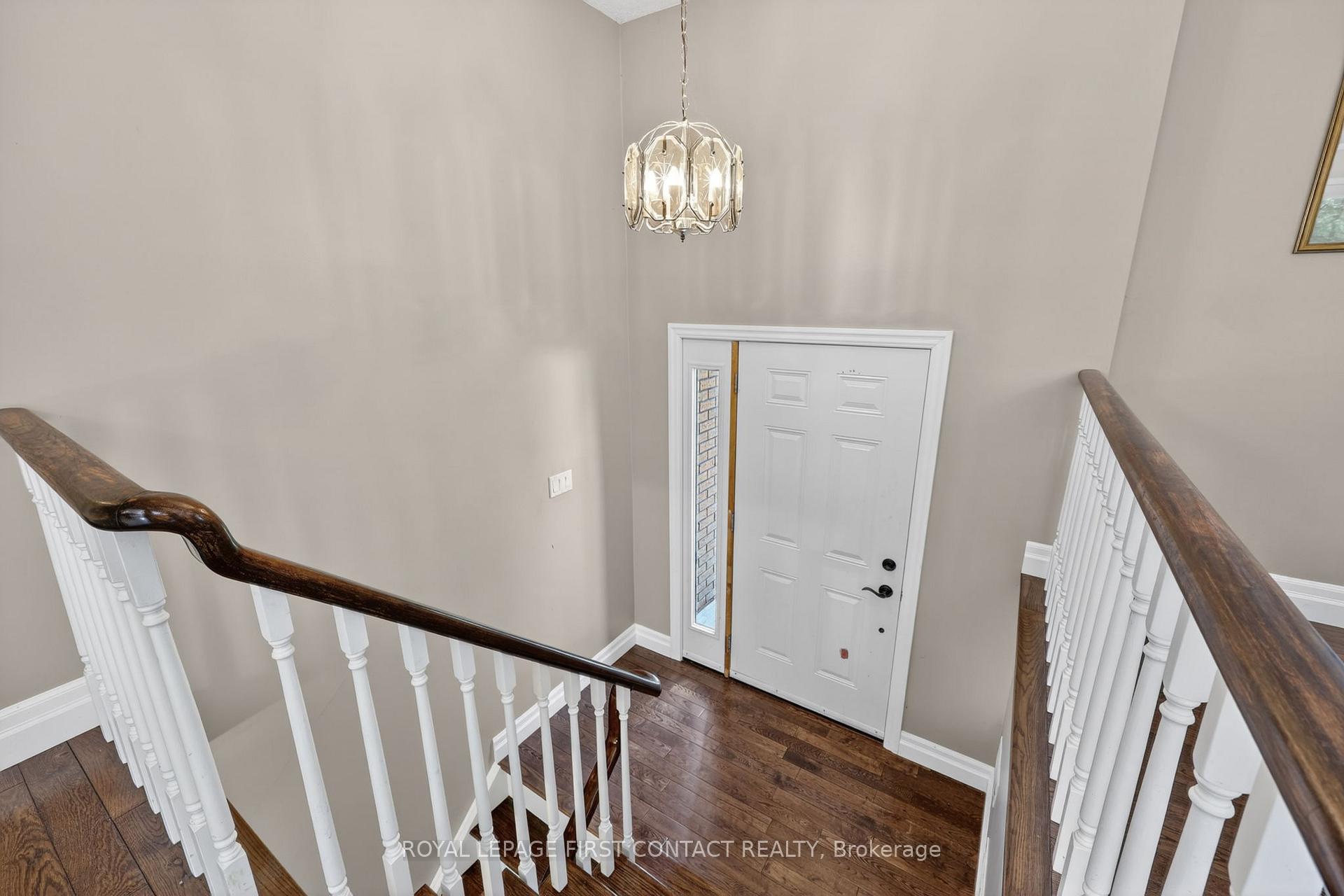 Photo 5 of 60 Willow Landing Road, Springwater, Midhurst — HOMEH