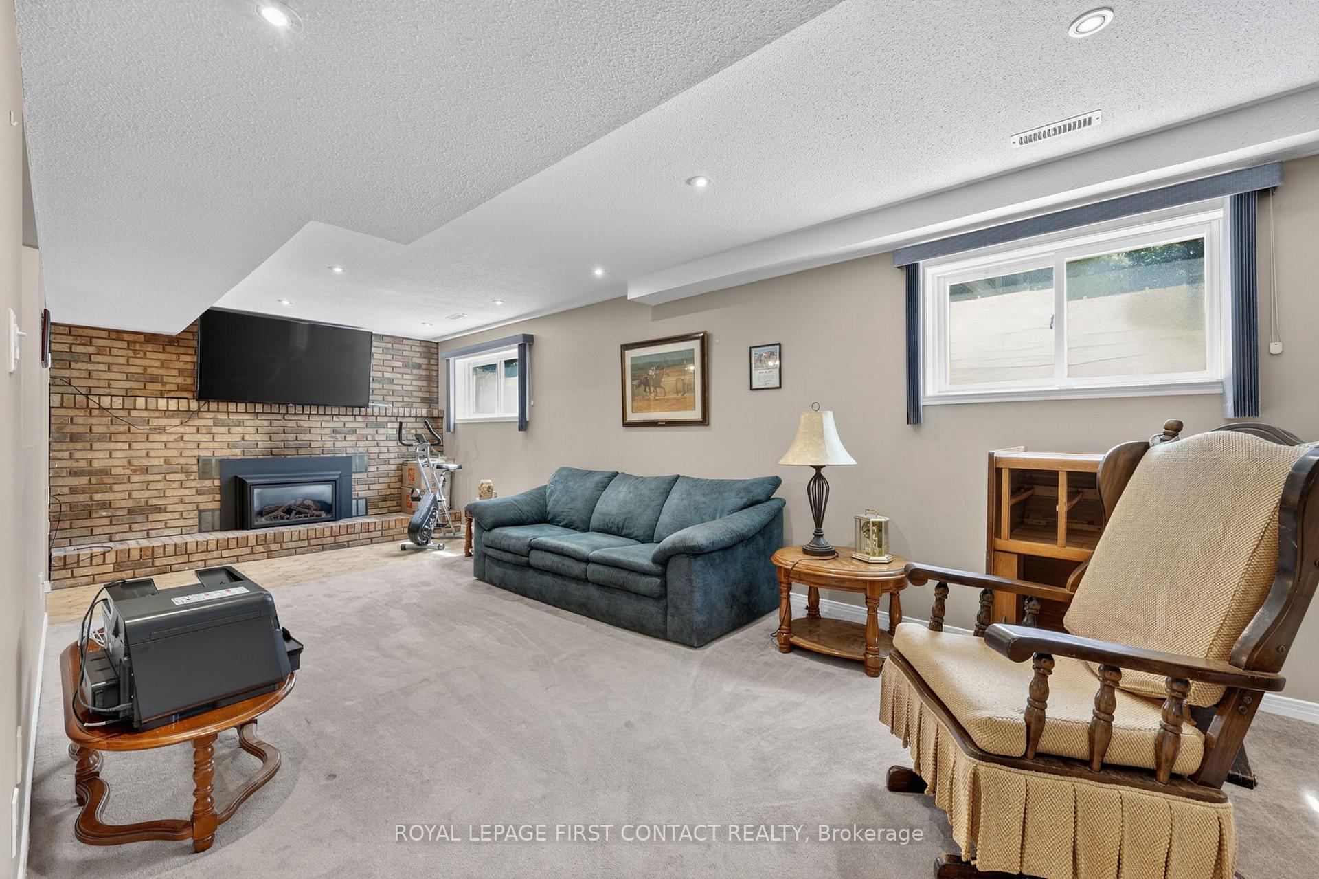 Photo 21 of 60 Willow Landing Road, Springwater, Midhurst — HOMEH